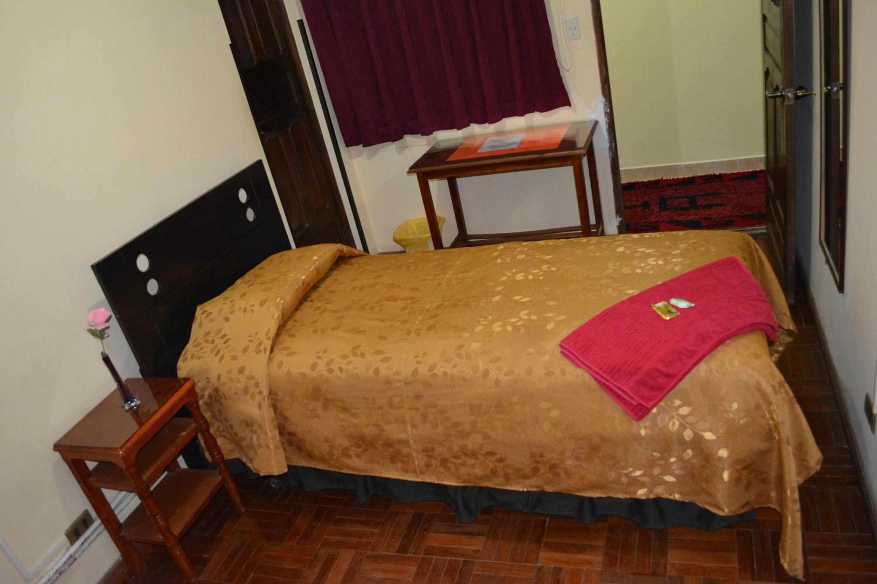 Single Bed in 5-Bed Dormitory Room photo 1