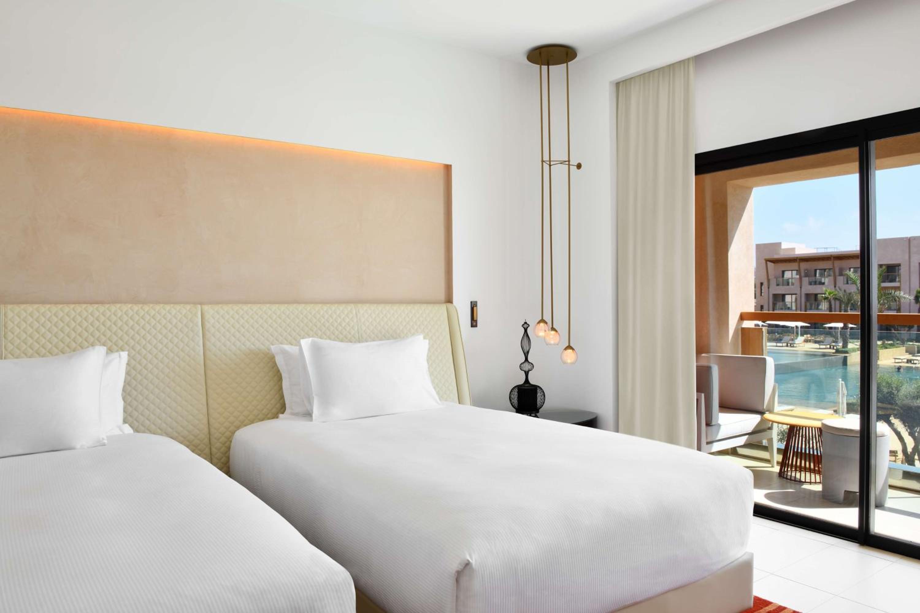 Double Room with Two Double Beds - Photo 5