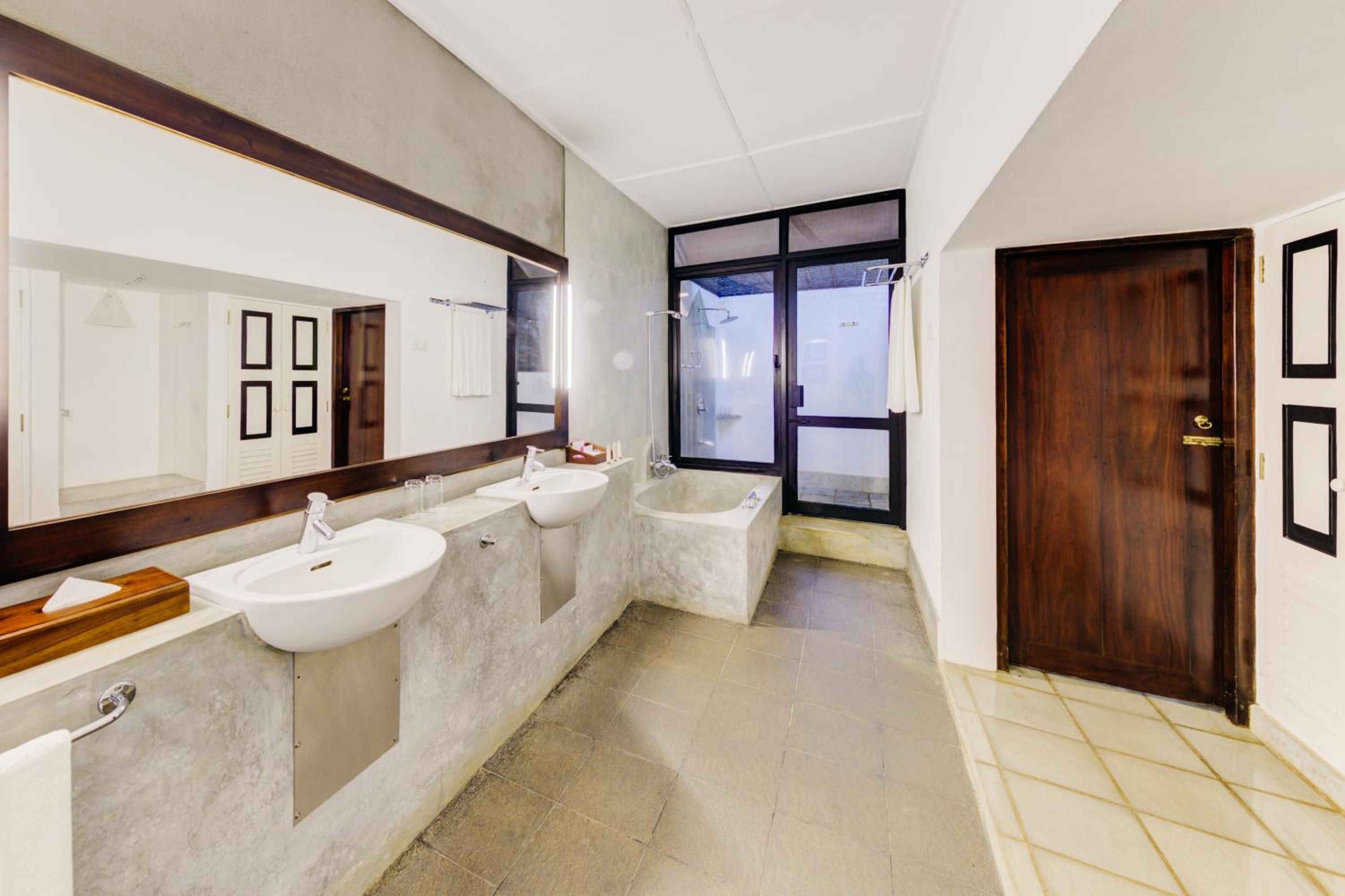 King Fisher Suite - Discounts (15% on F&B, 10% on SPA) - Photo 3