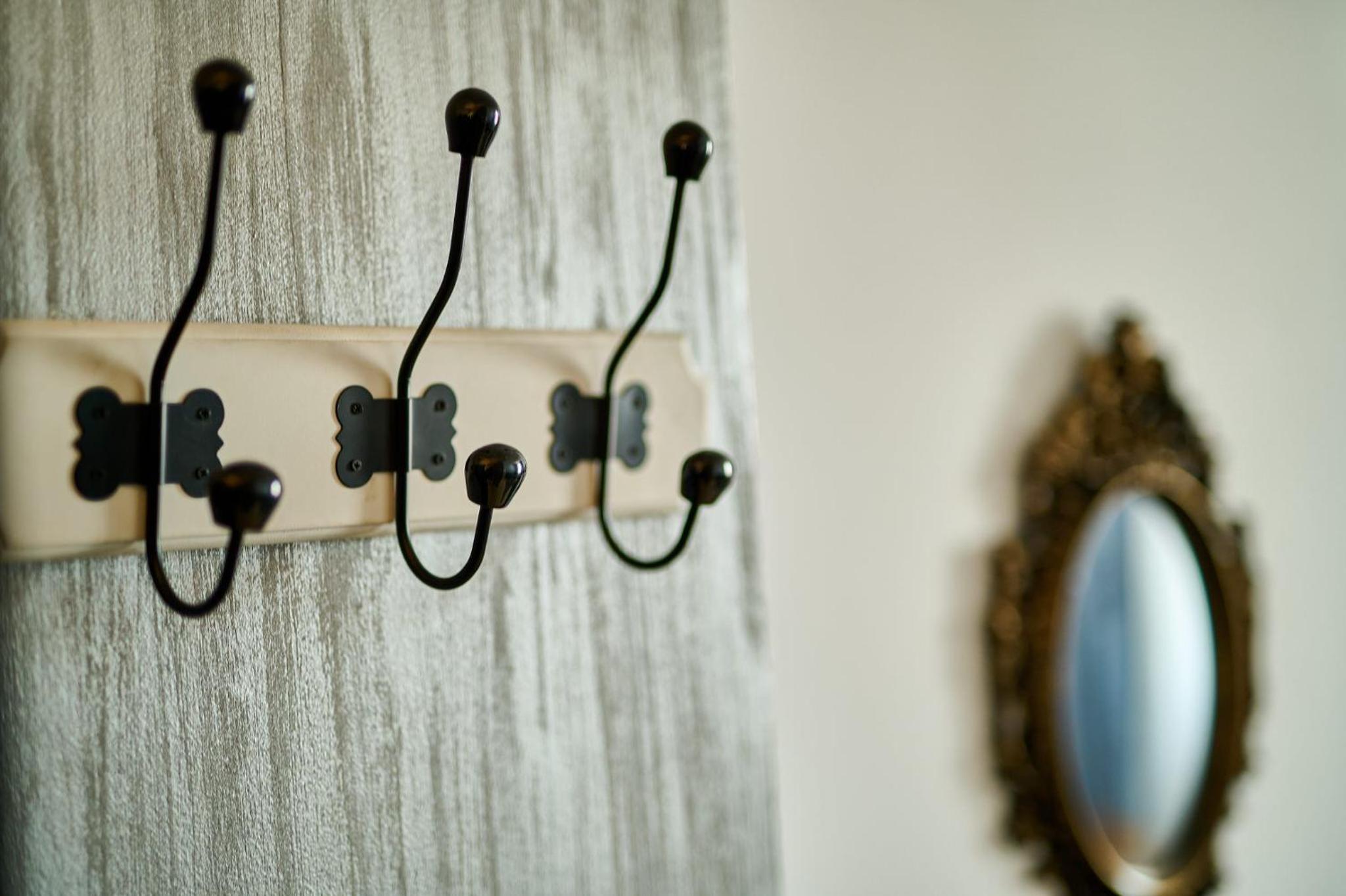 Basic Twin Room - Photo 20