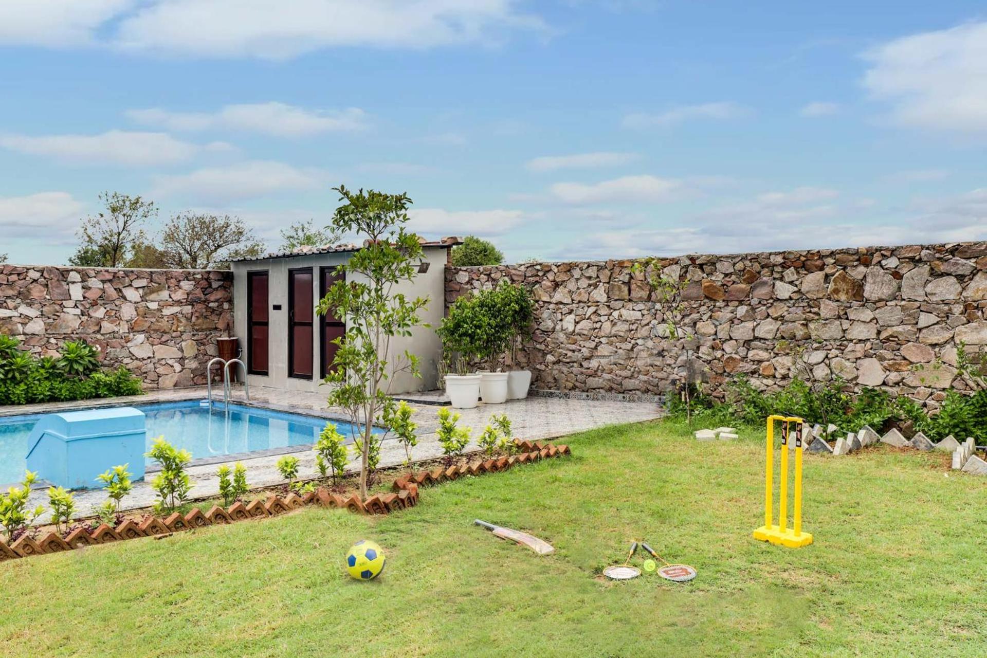 Villa photo 2