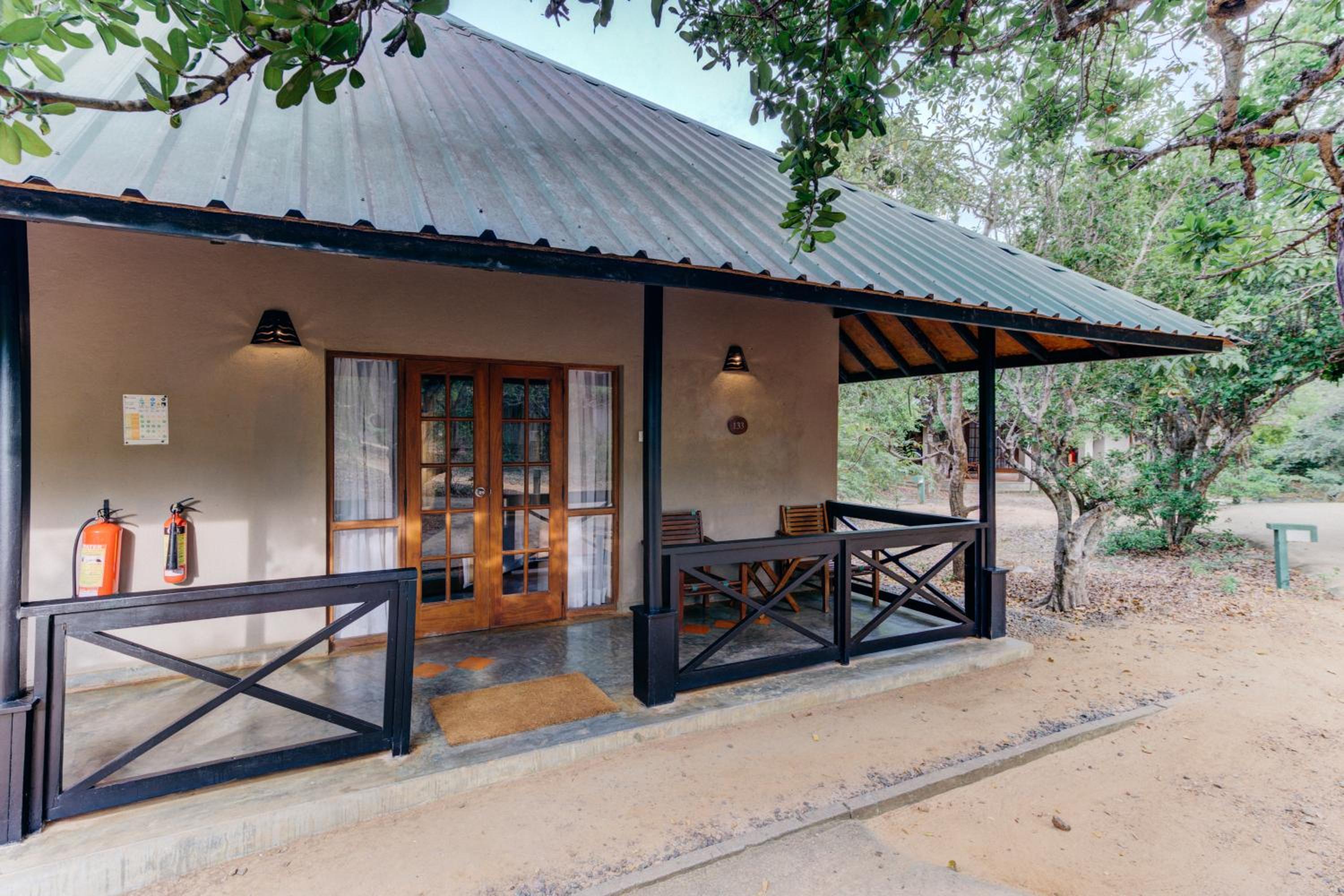 Jungle Chalet King - 10% off Safari | Complimentary cocktail each if reserved during Stargazing experience - Photo 5