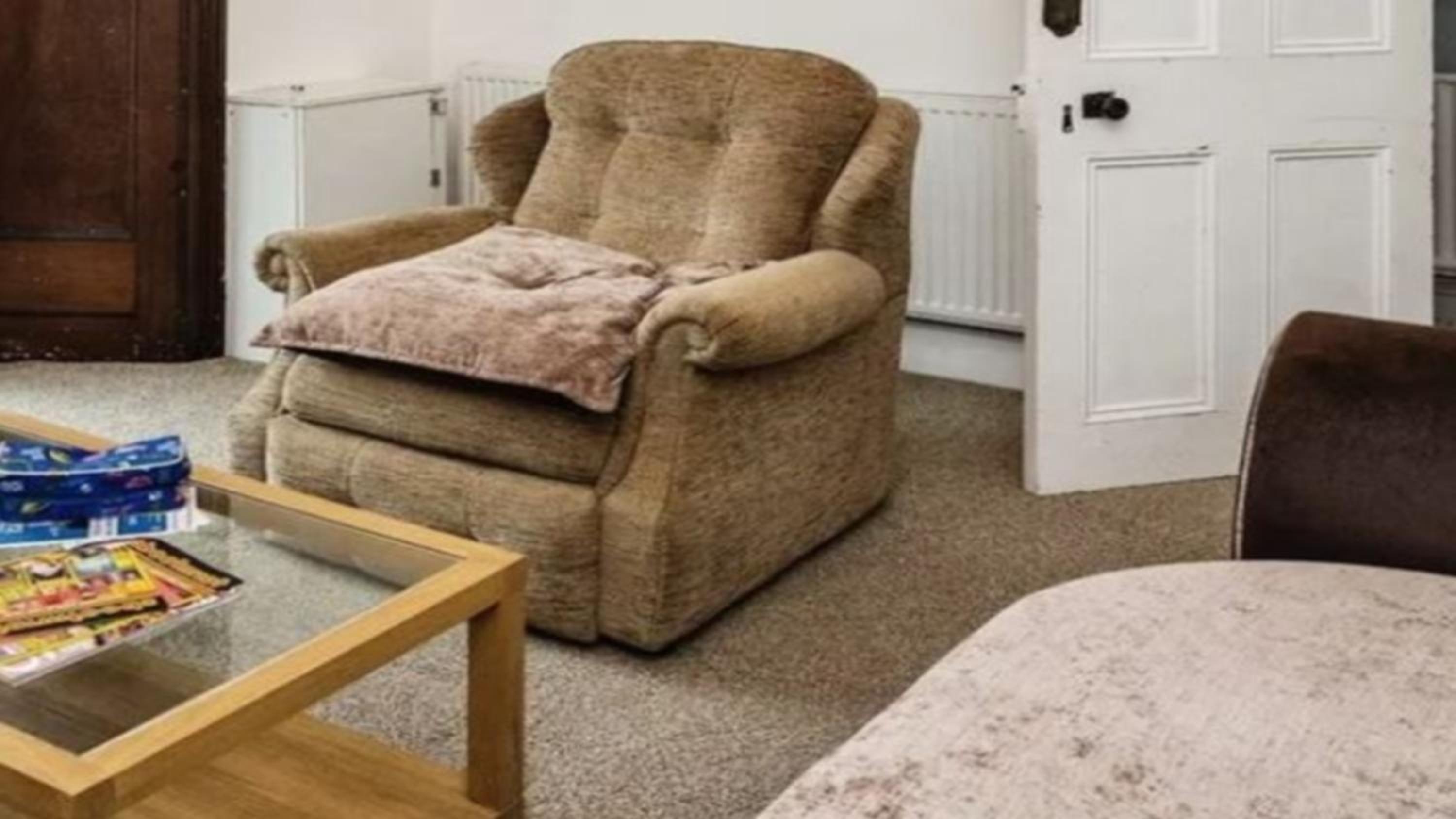 One-Bedroom House photo 1
