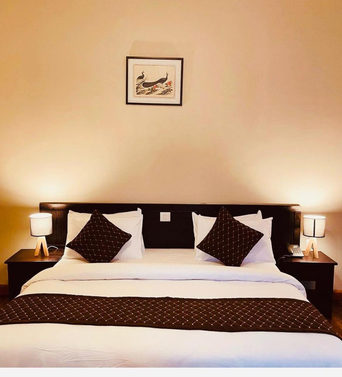 Deluxe King Room photo 3