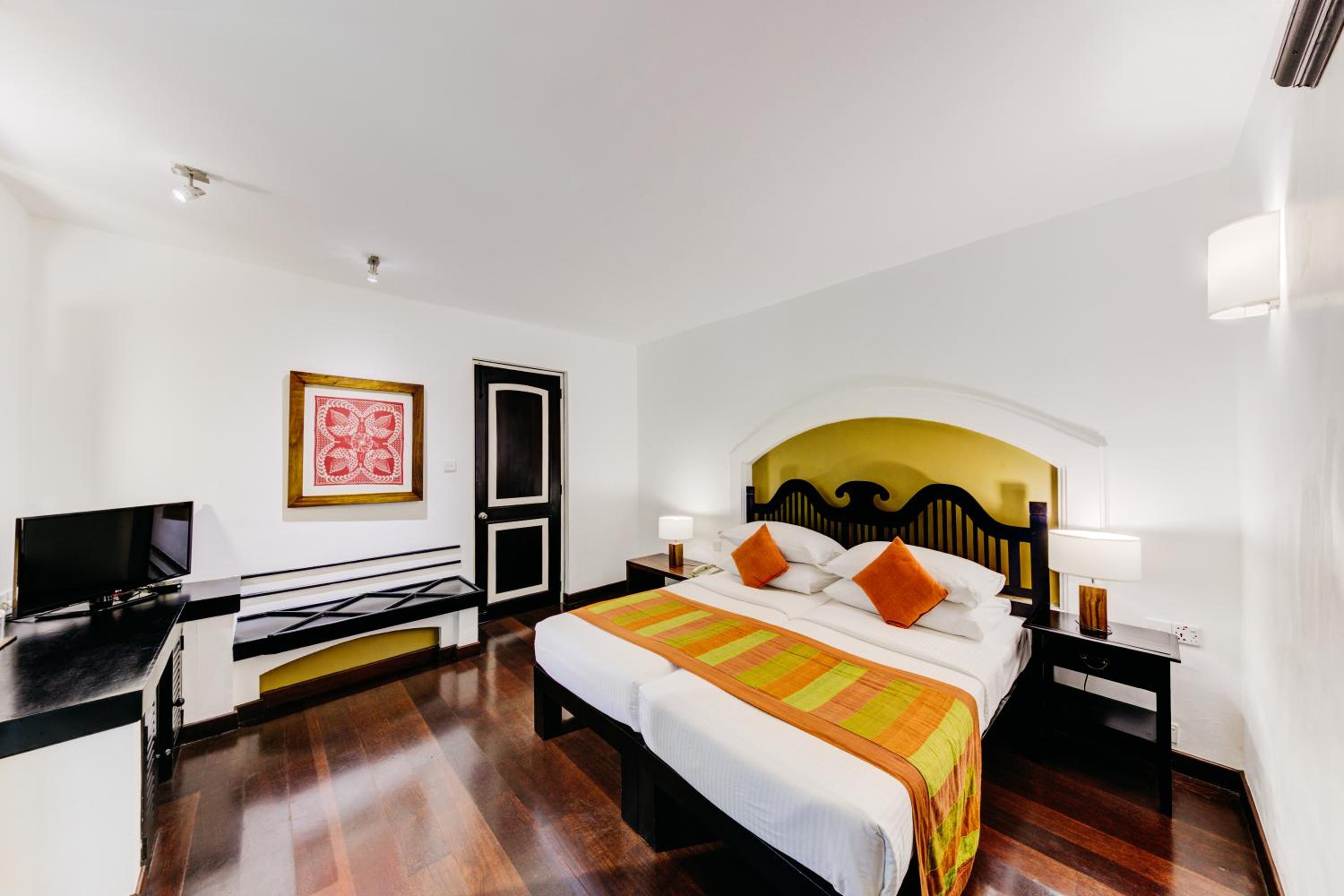 Deluxe Suite - Discounts (15% on F&B, 10% on Spa, 10% on Jeep Safari)
