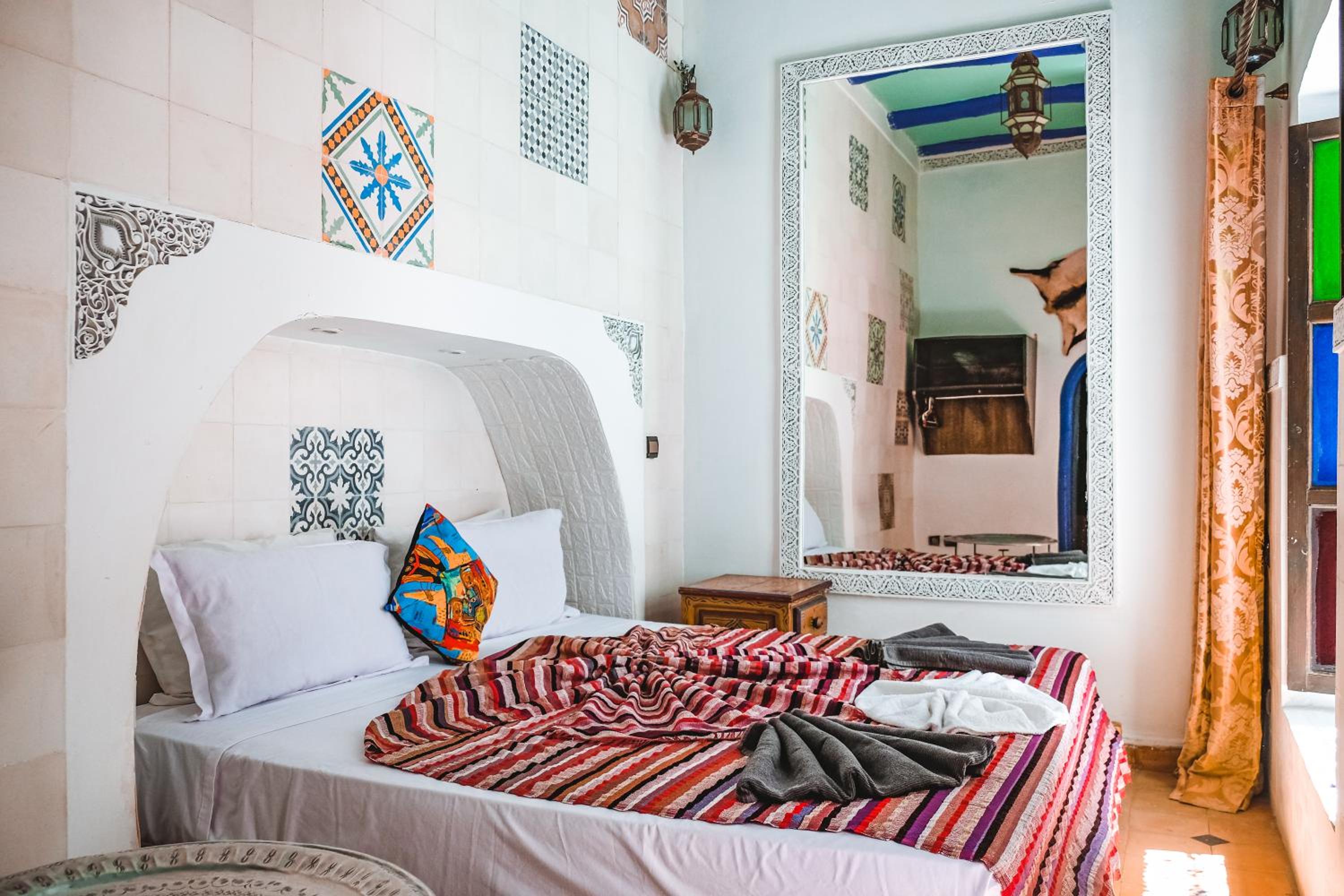 Standard Double Room - Photo 4