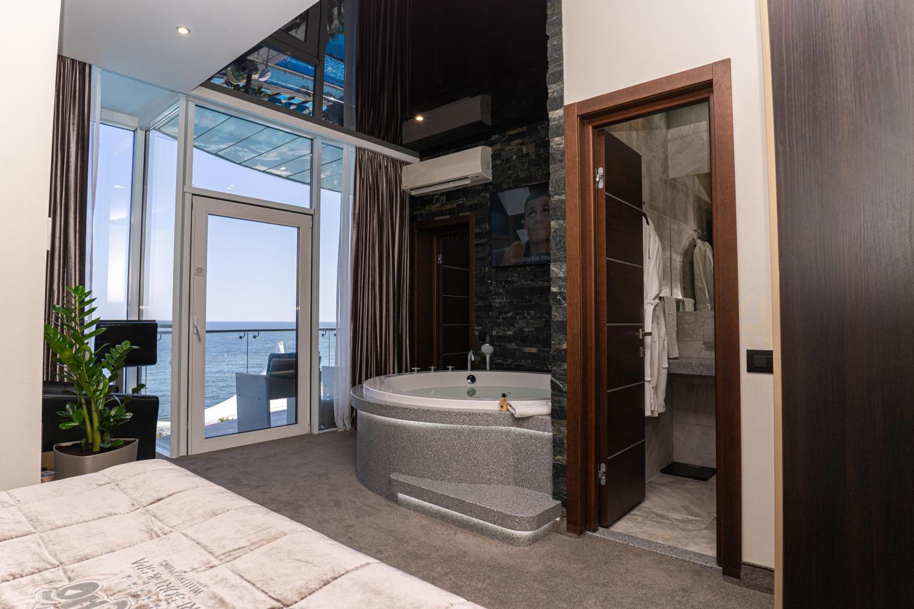 Family Suite, Sea View