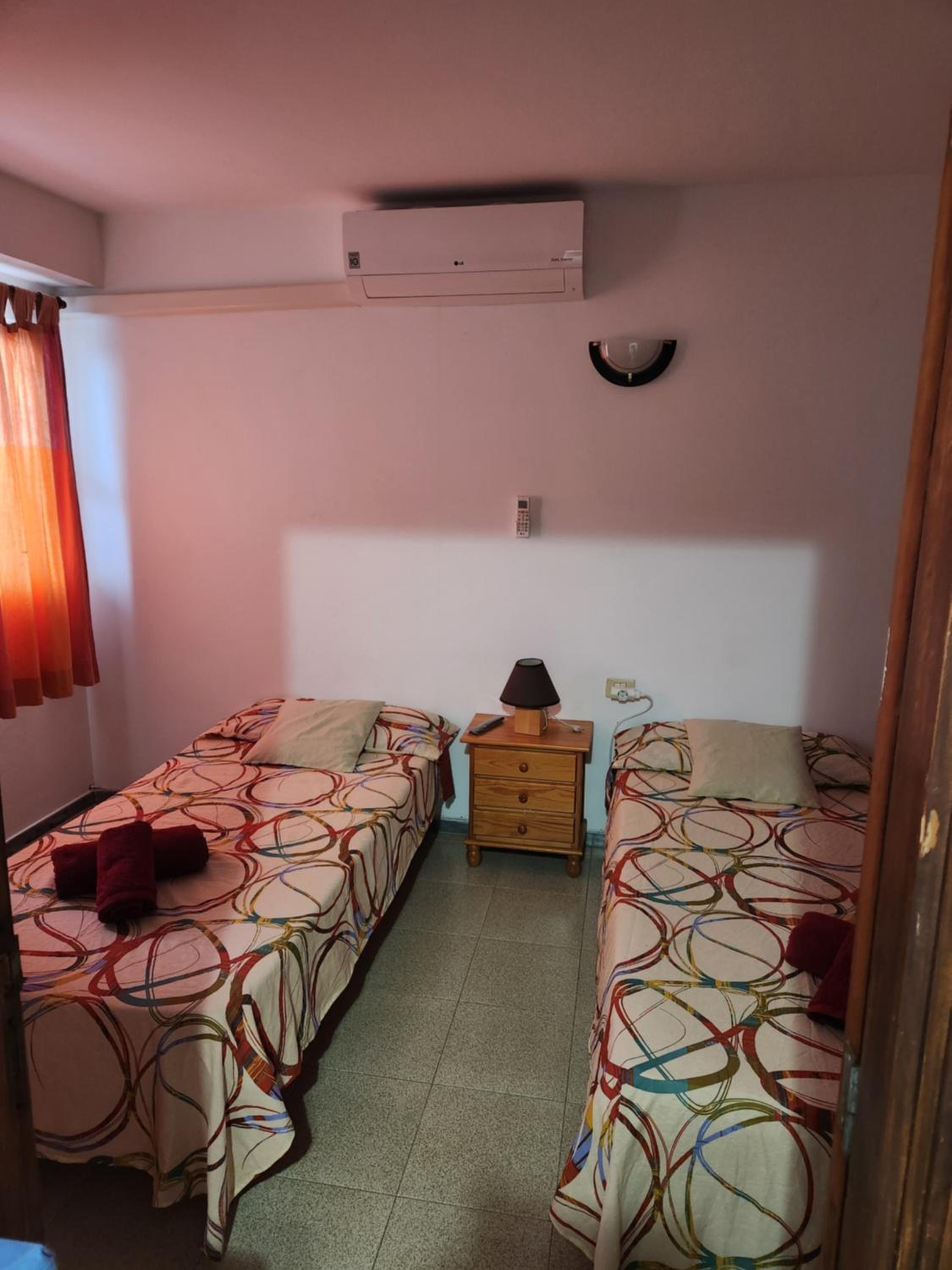 Apartamento con Balcón