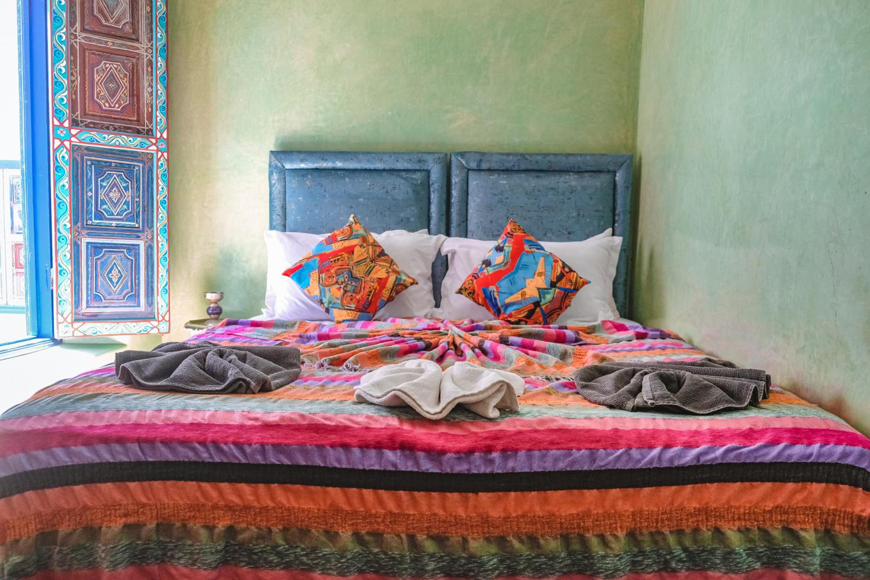 Standard Double Room - Photo 8