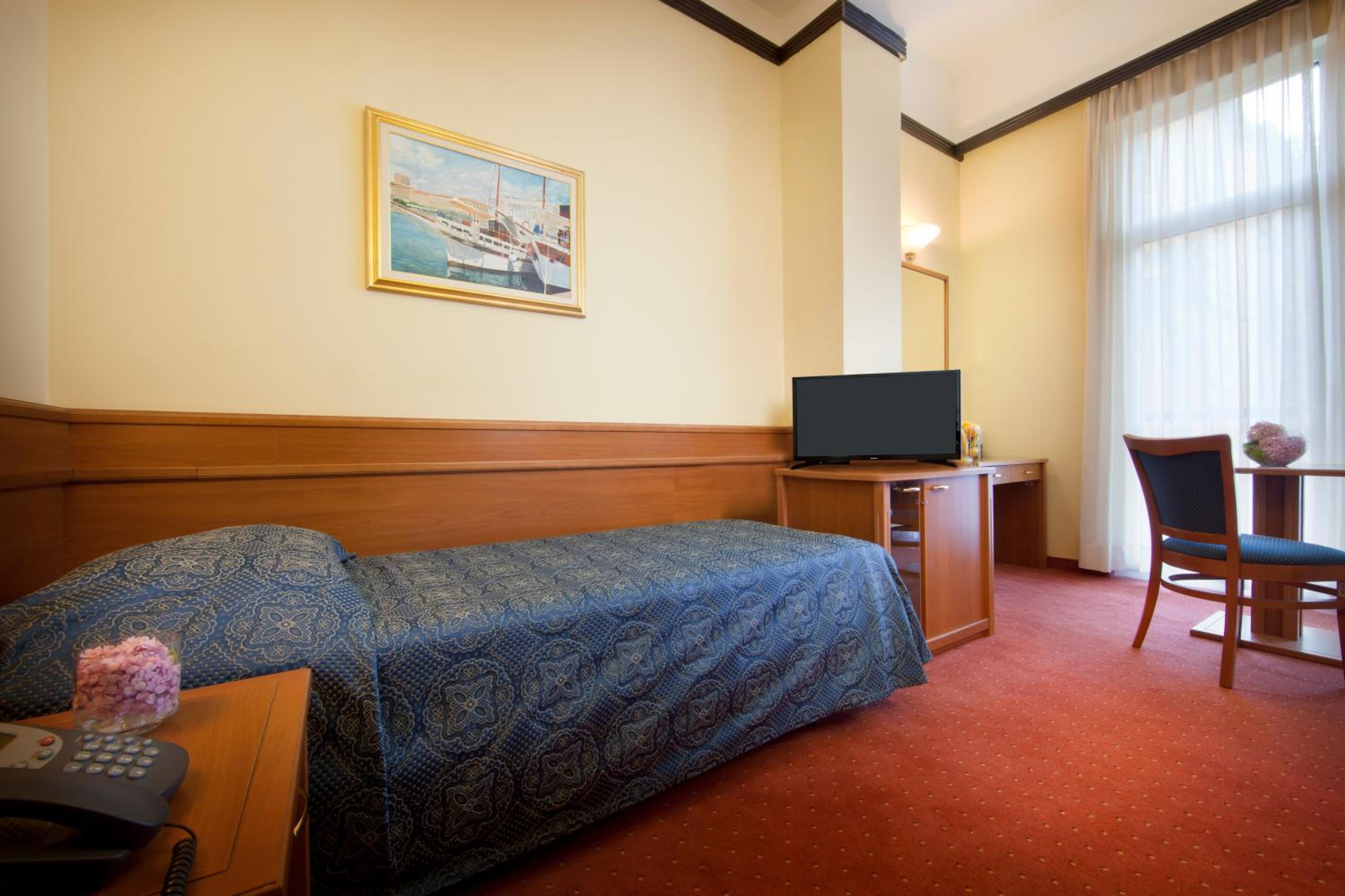 Single Room