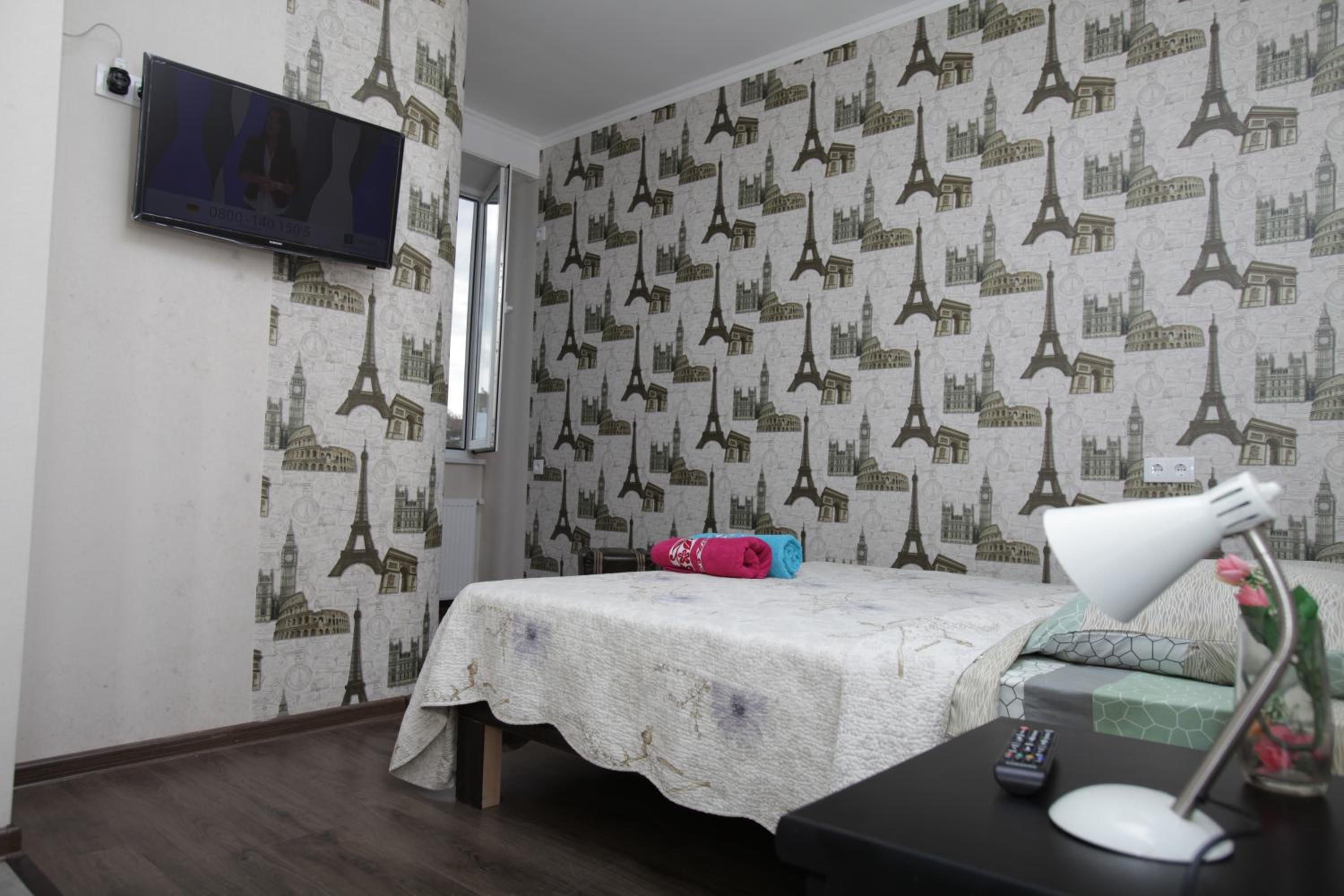 Studio Apartment - Photo 4