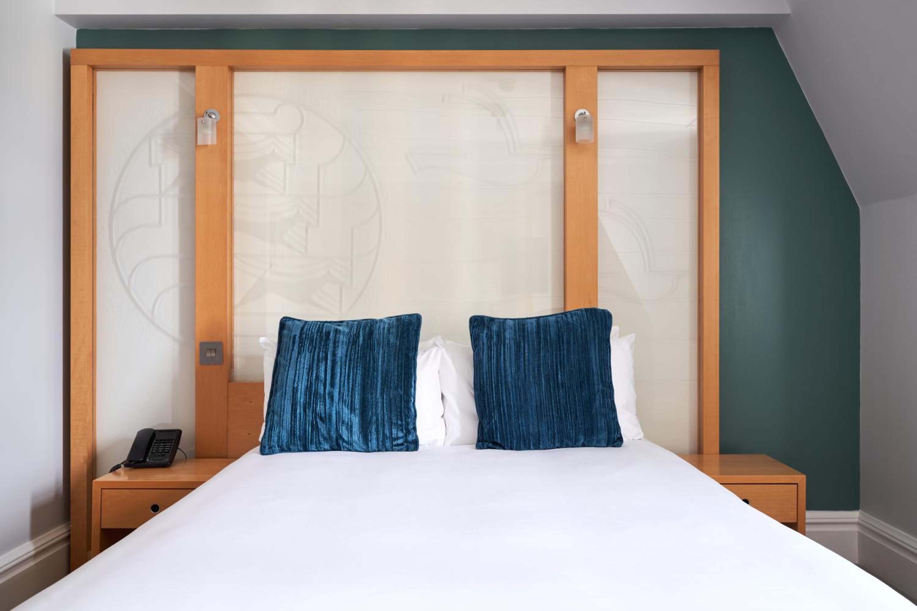 Standard Double Room photo 2