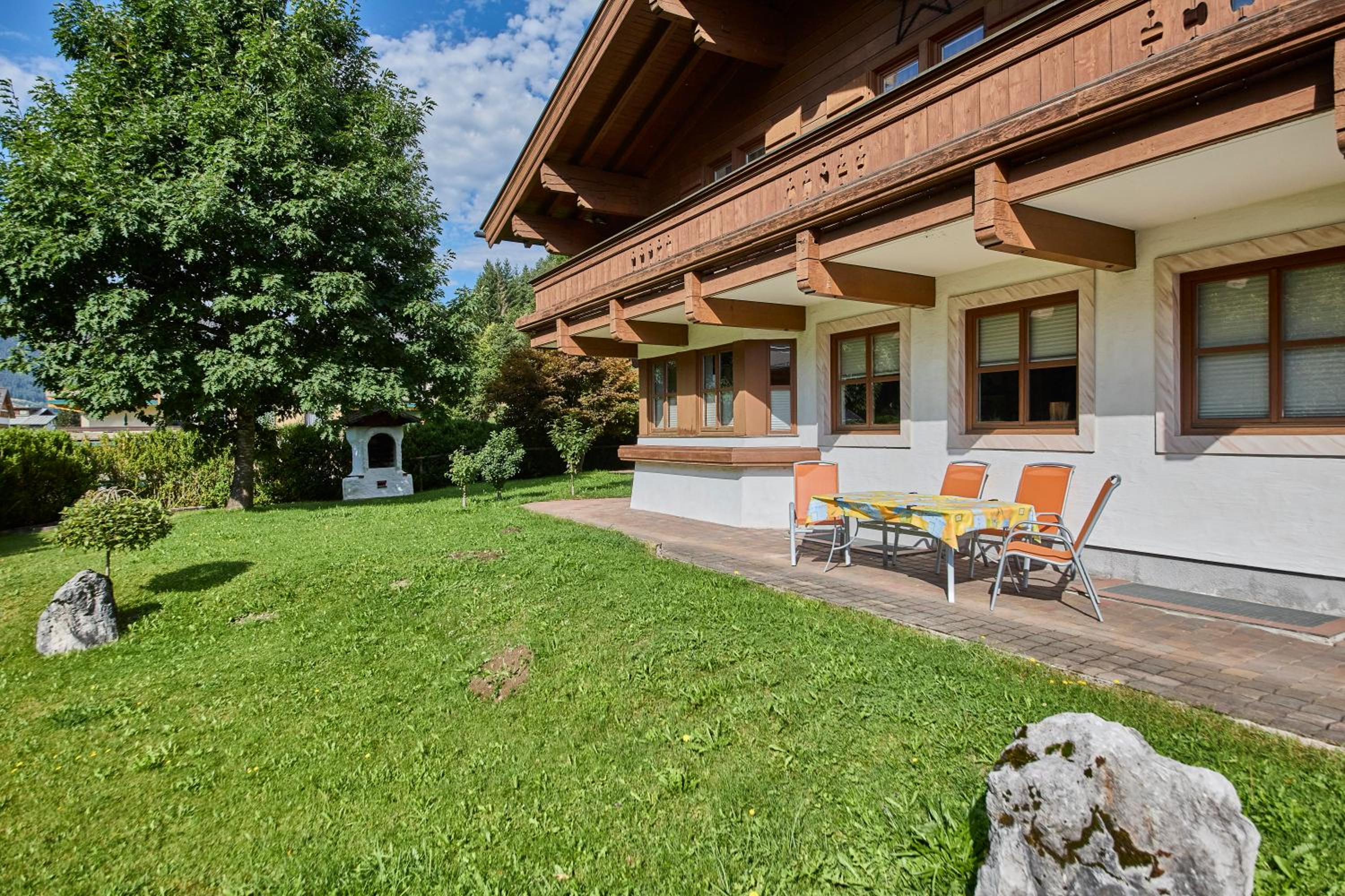 Two-Bedroom Apartment with Balcony (5 Adults) photo 2