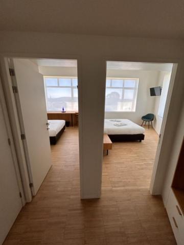Quadruple Room with Shared Bathroom photo 2