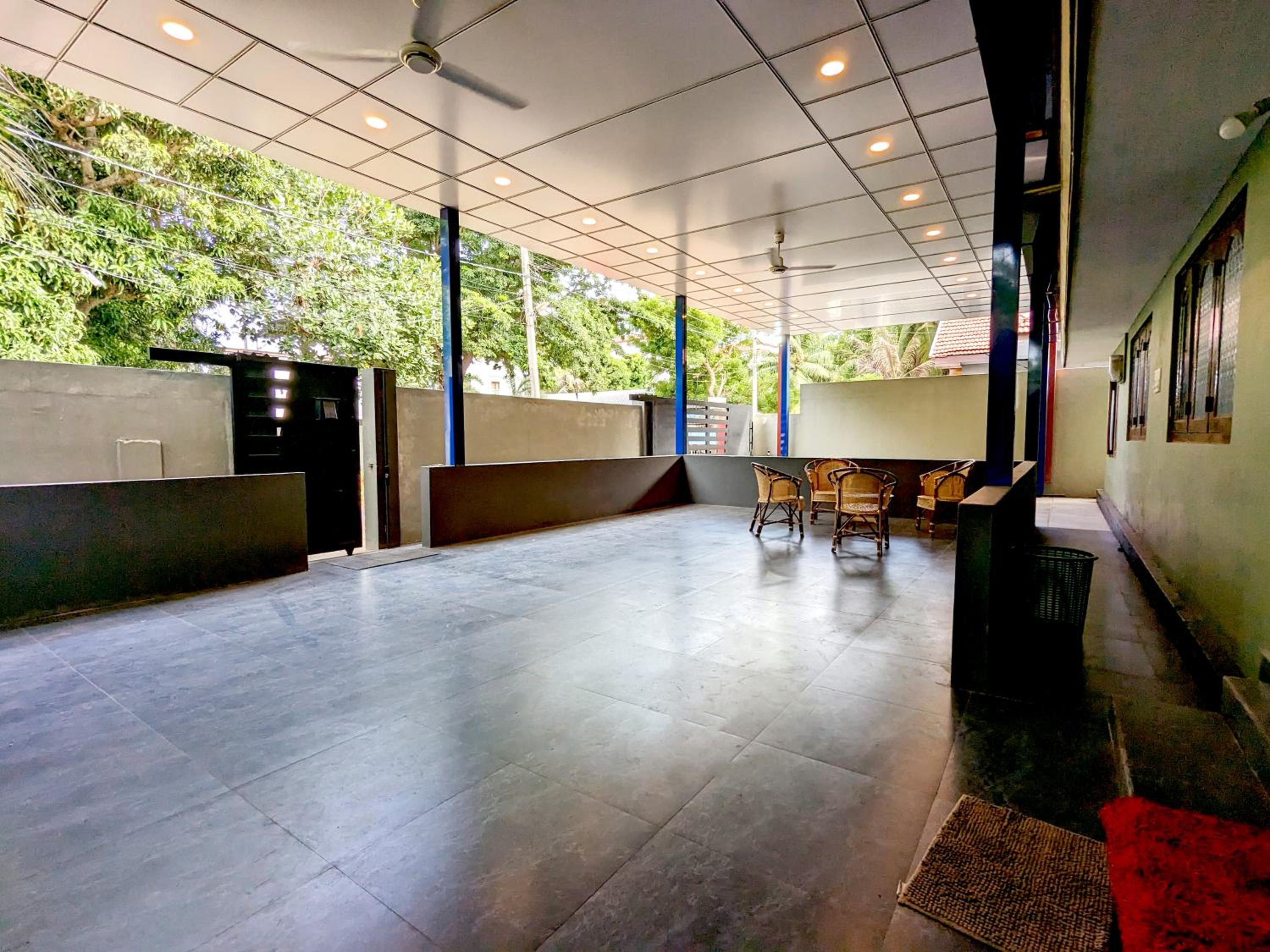 Three-Bedroom House photo 2