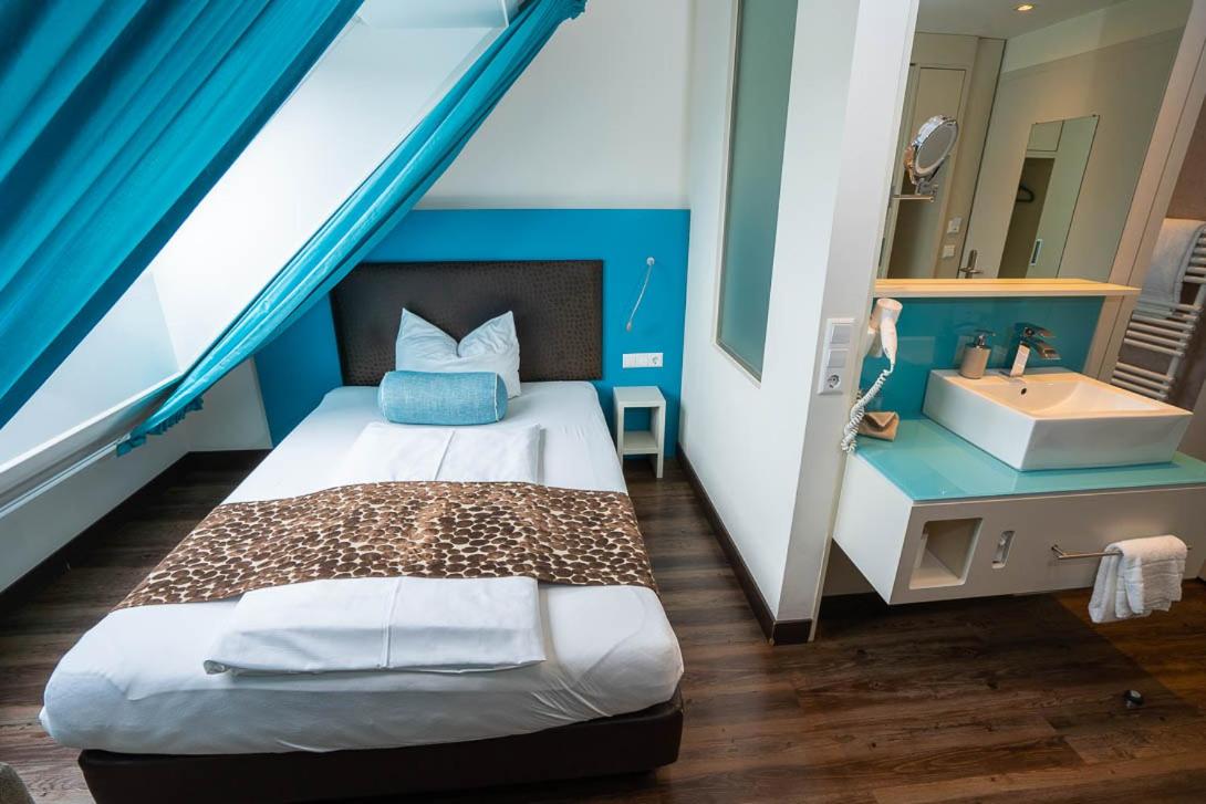 Single Room photo 1