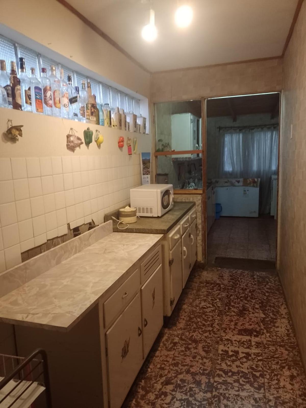 Three-Bedroom House photo 3