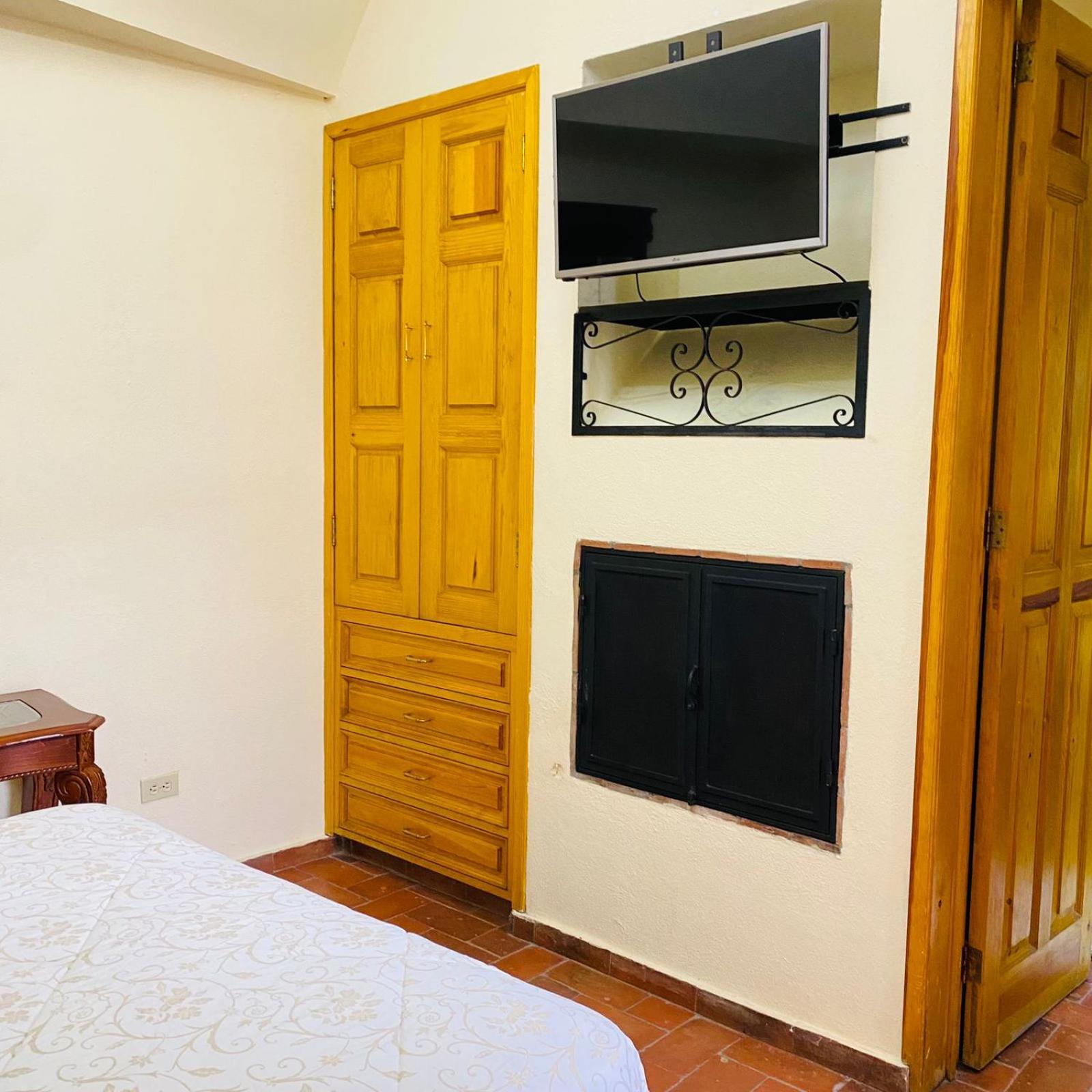 Standard Double Room photo 2