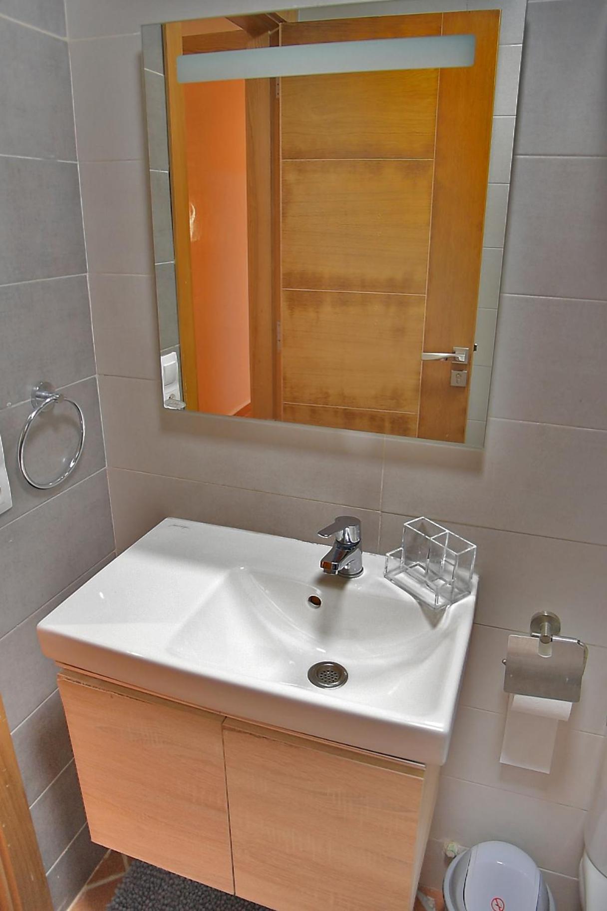 Apartment with Pool View  - Photo 14