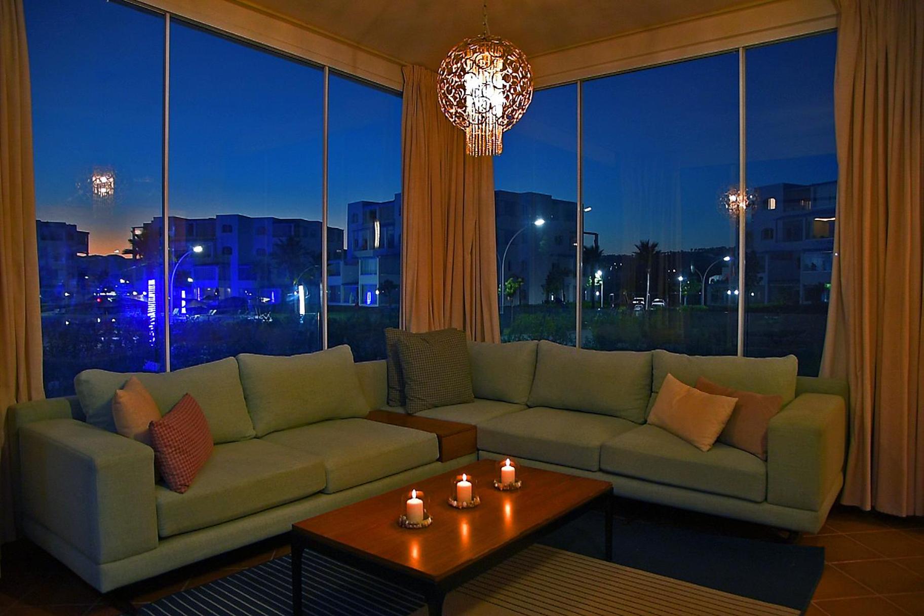 Apartment with Pool View  - Photo 17