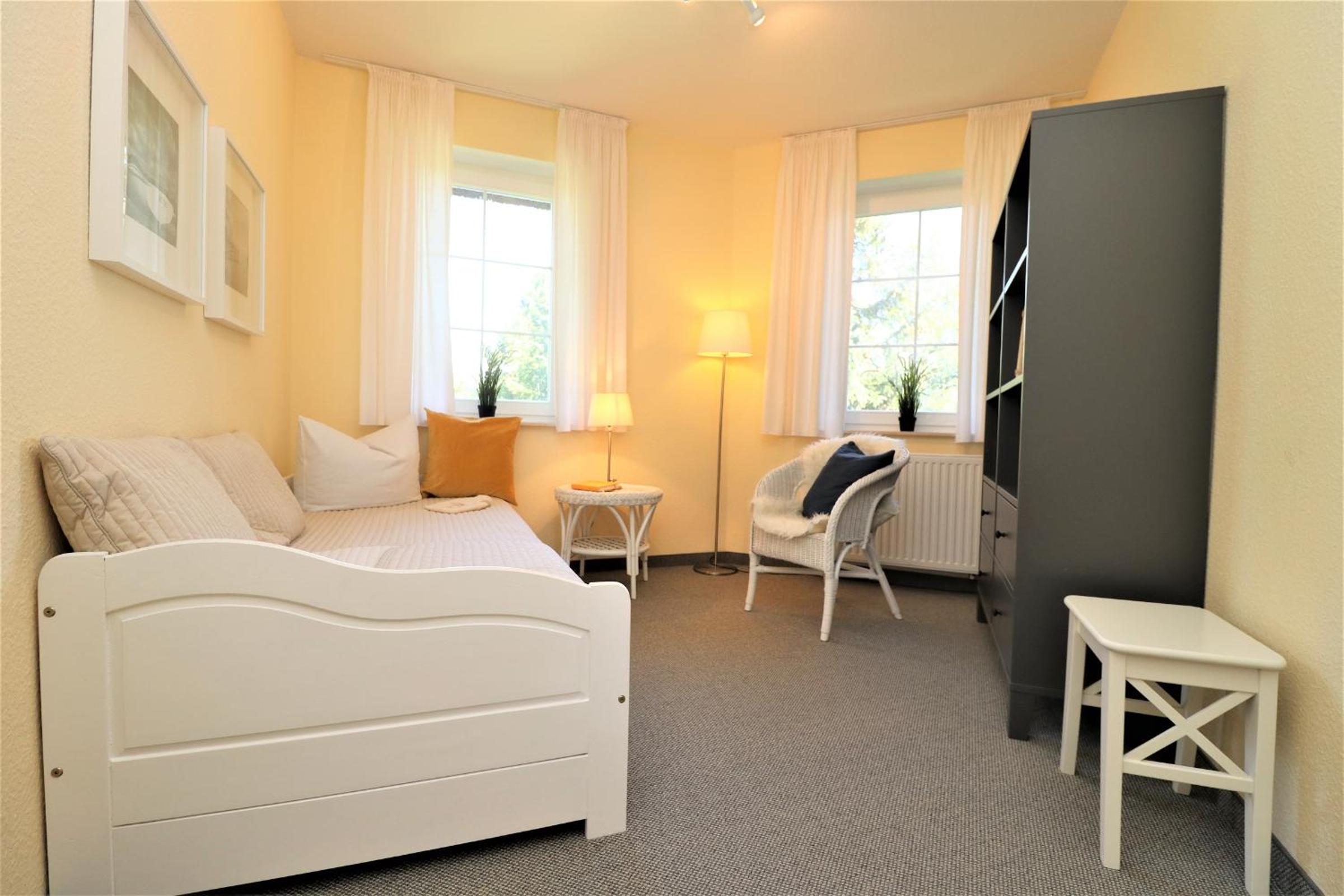 Apartment with Lake View photo 3