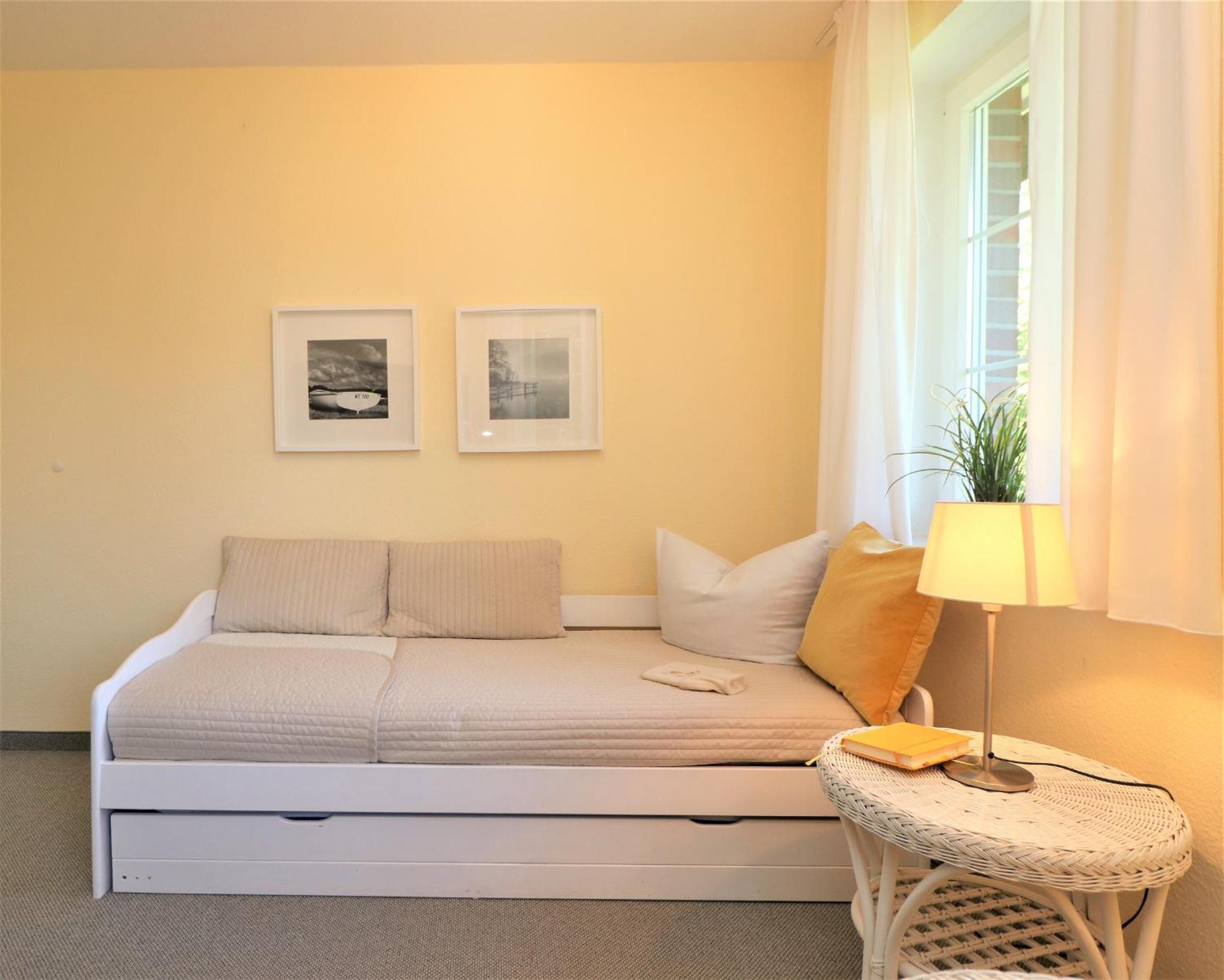 Apartment with Lake View photo 2