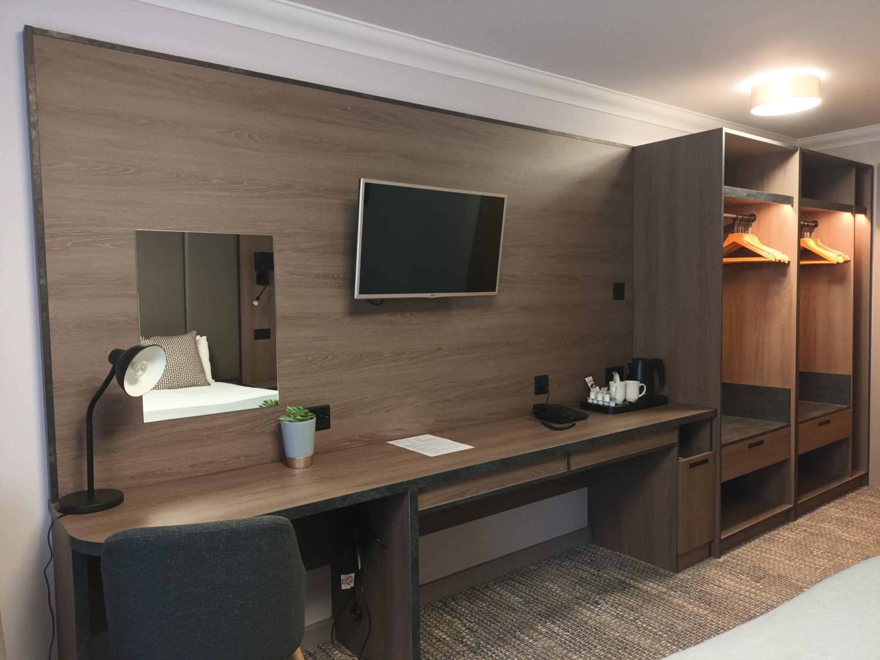 Double or Twin Room with Bathroom photo 2