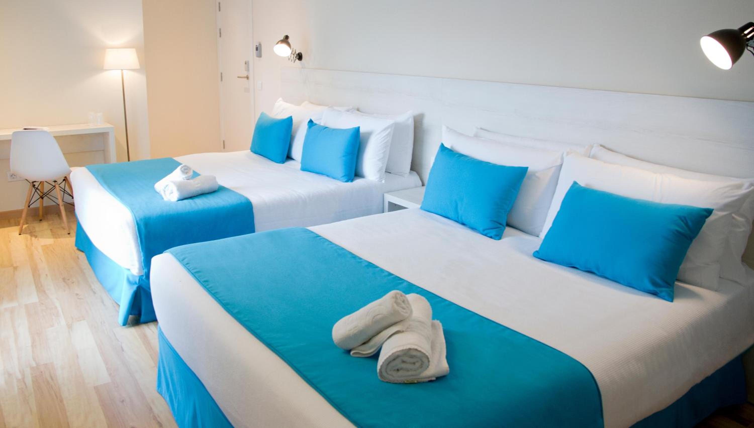 Triple Room (3 Adults) - Photo 3