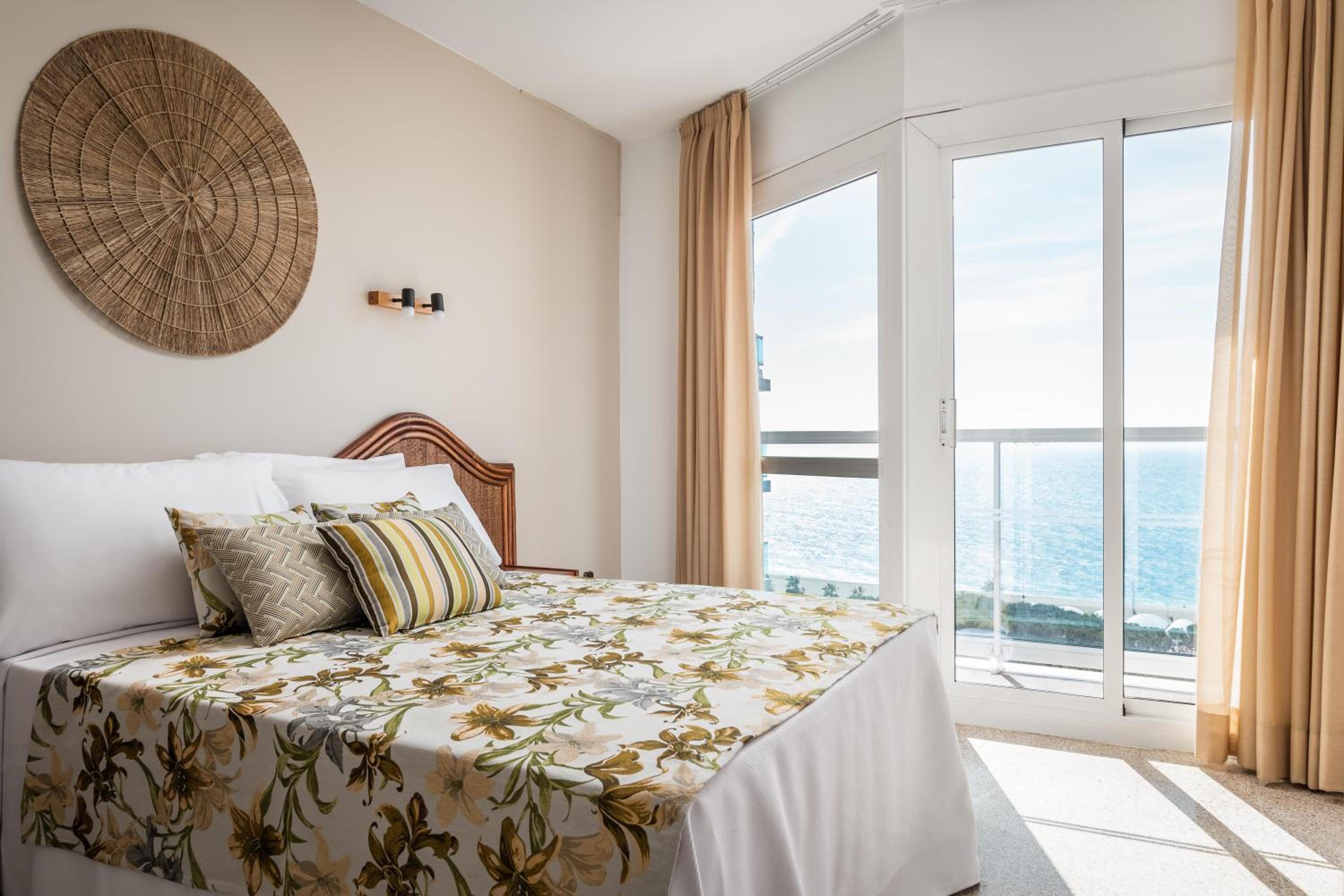 Habitación Doble o con Dos Camas Superior con Vista al Mar