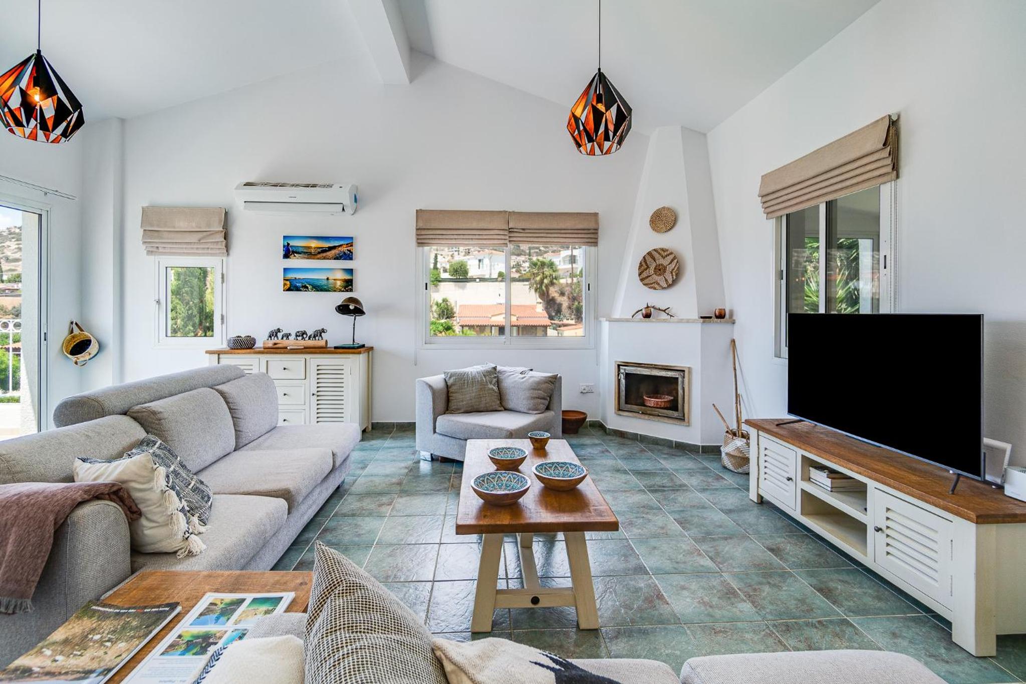 Villa photo 1