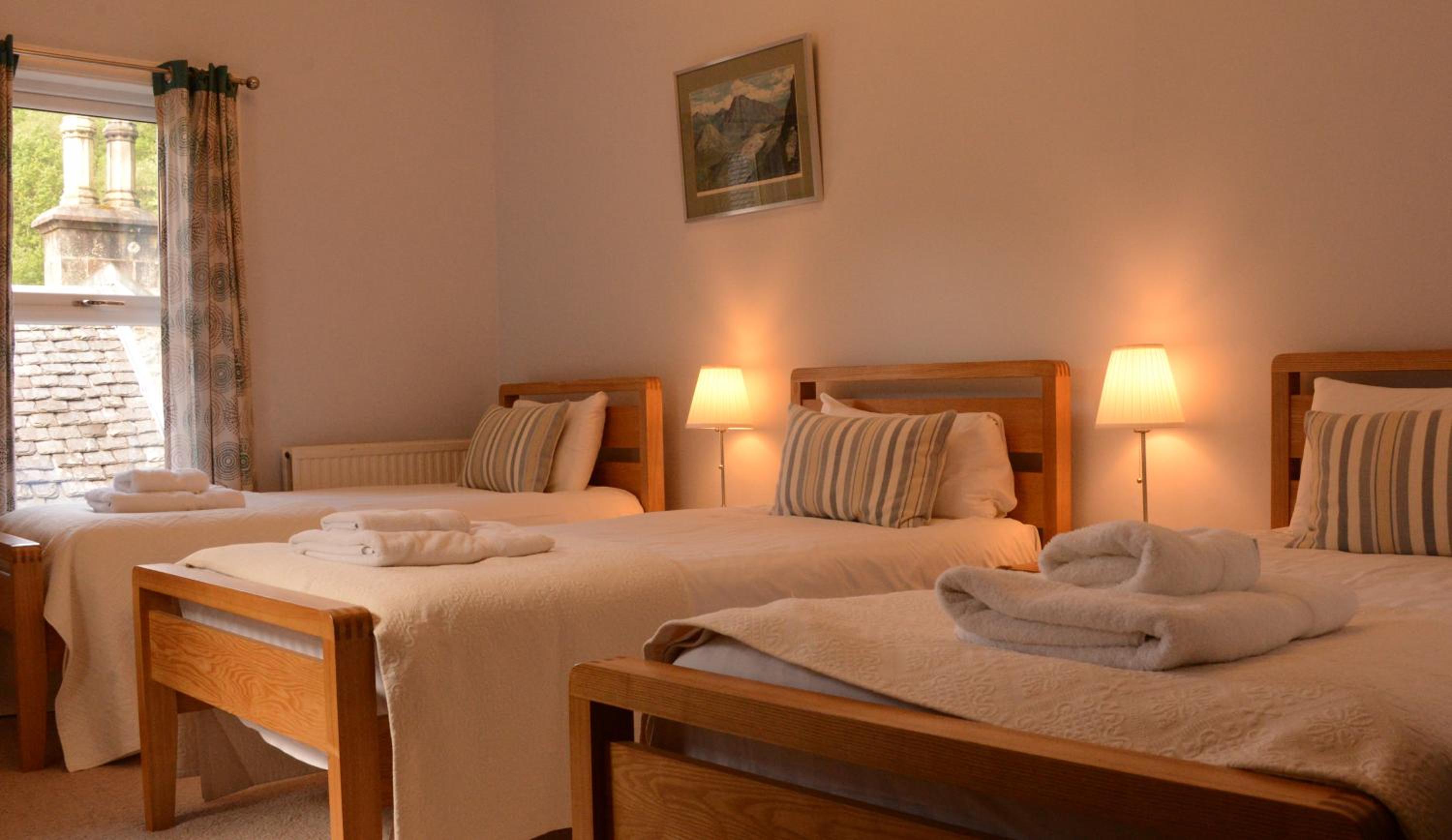 Economy Triple Room