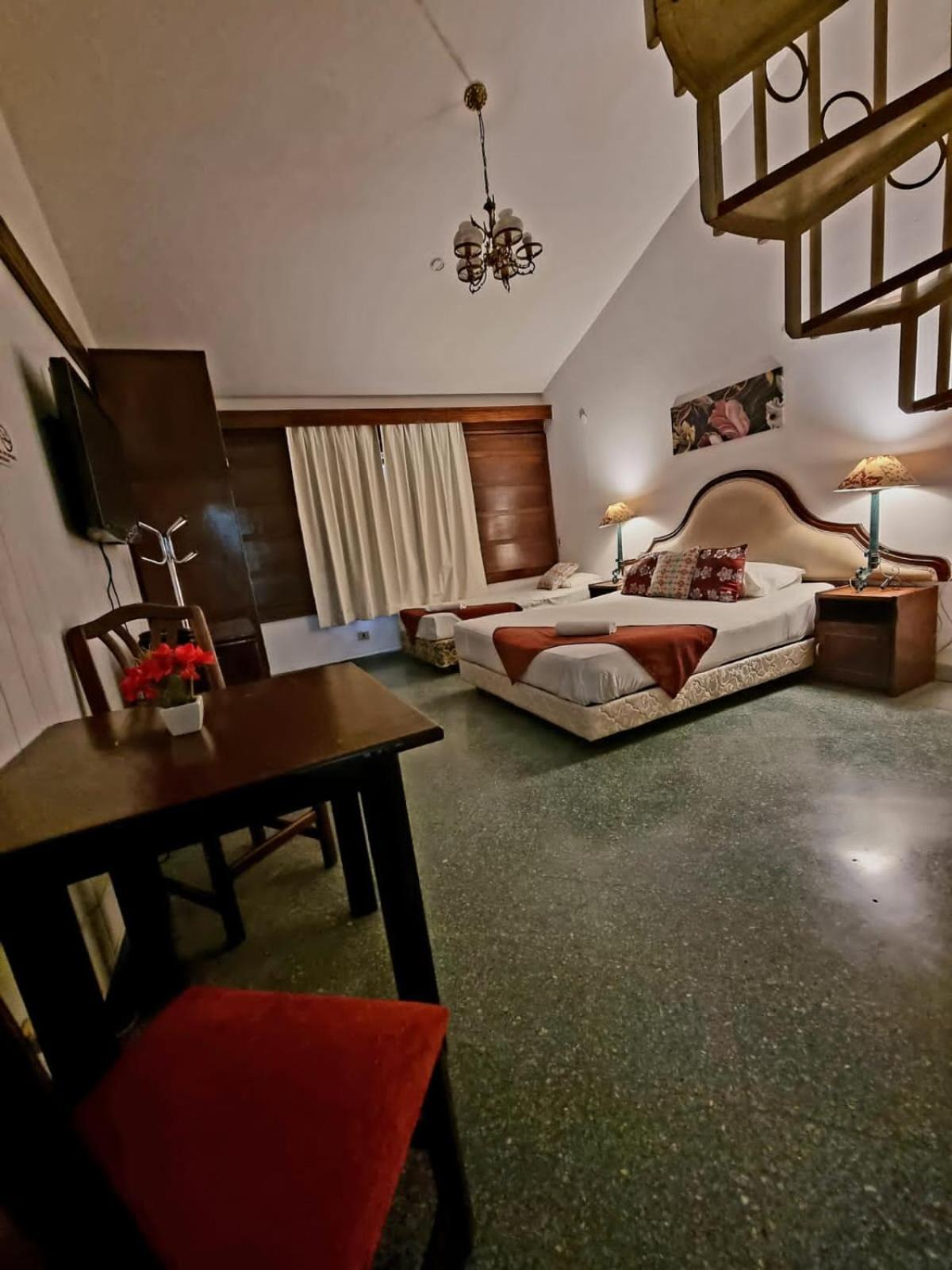 Double or Twin Room photo 2