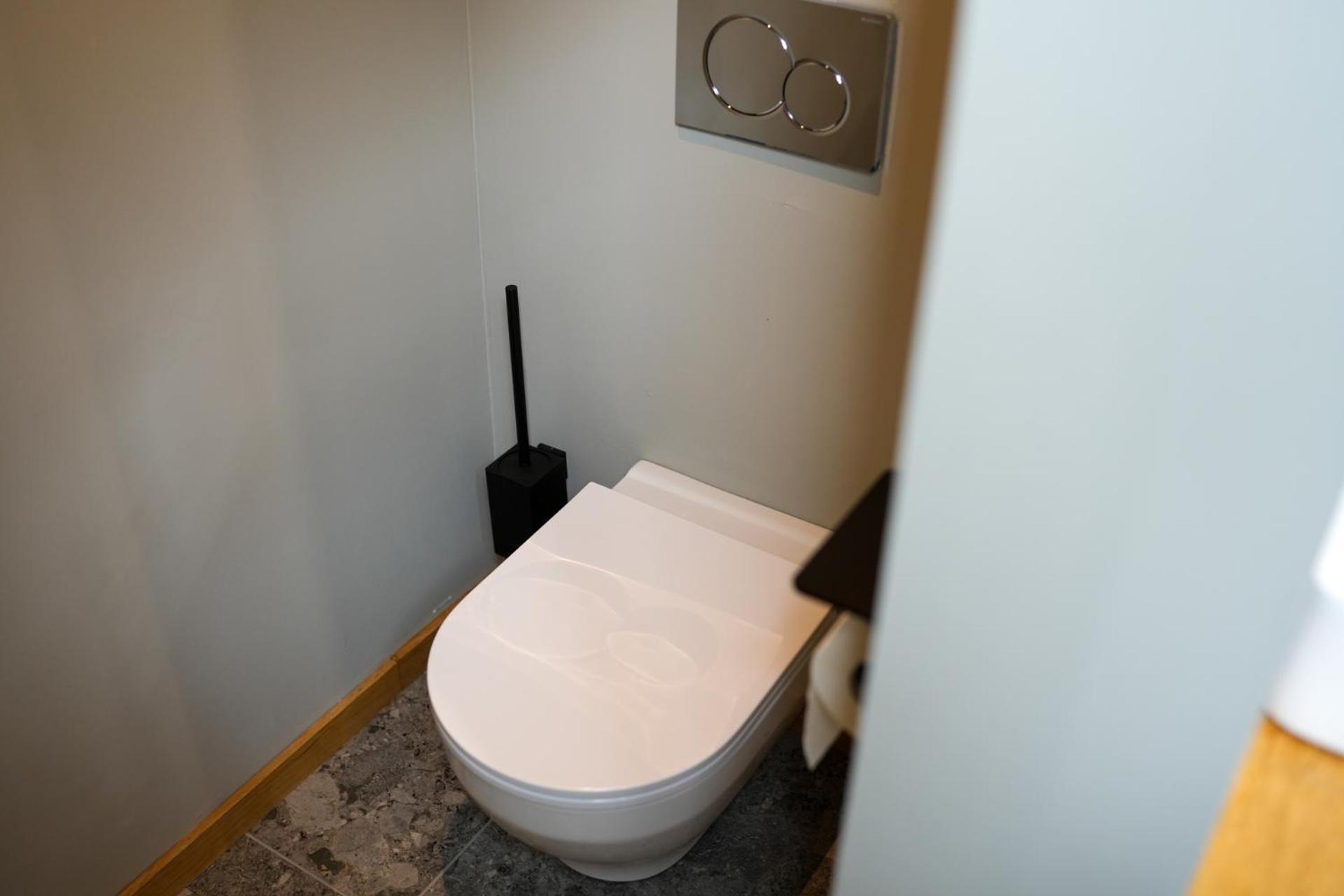 Double Room - Photo 6