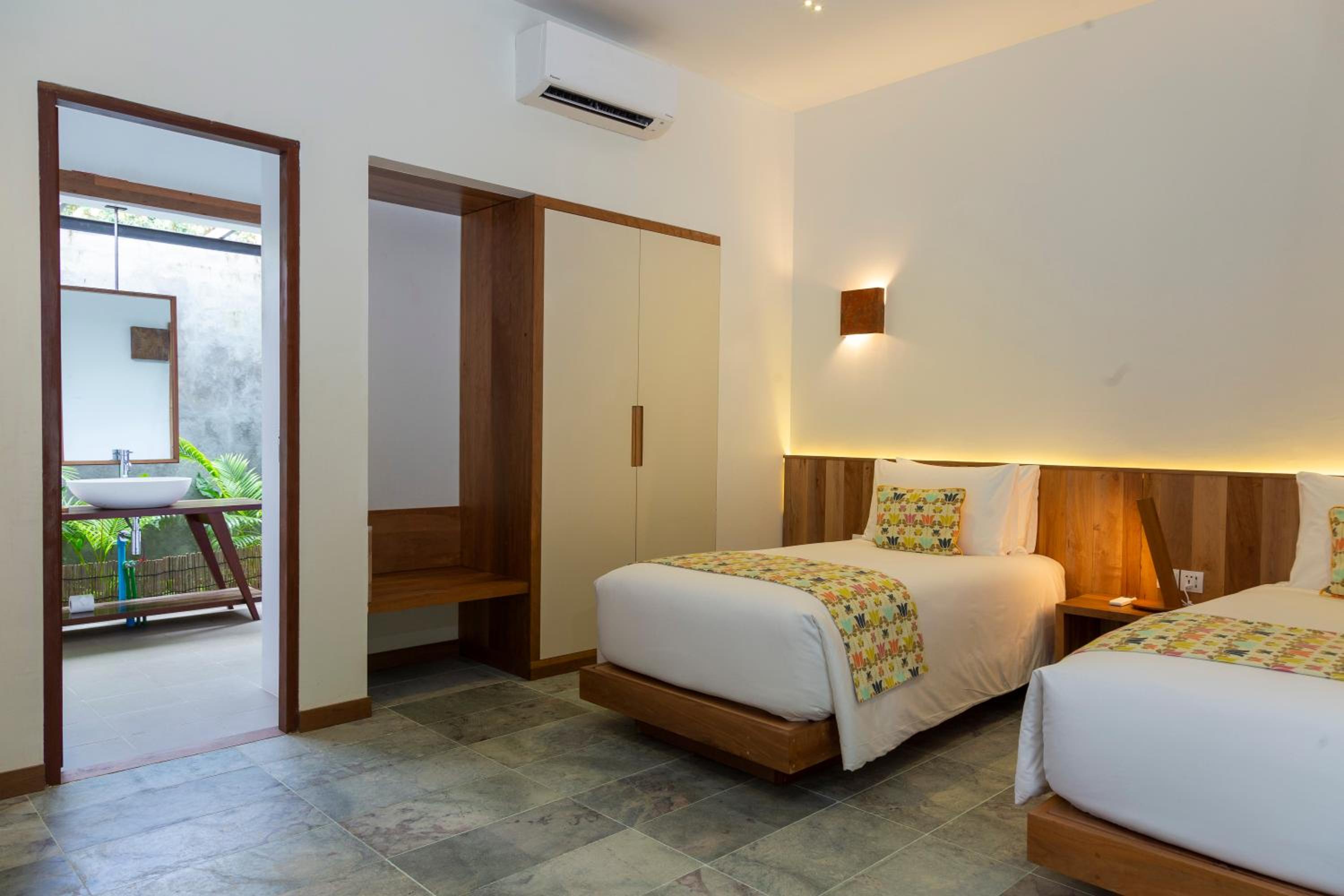 Two-Bedroom Villa - Photo 5