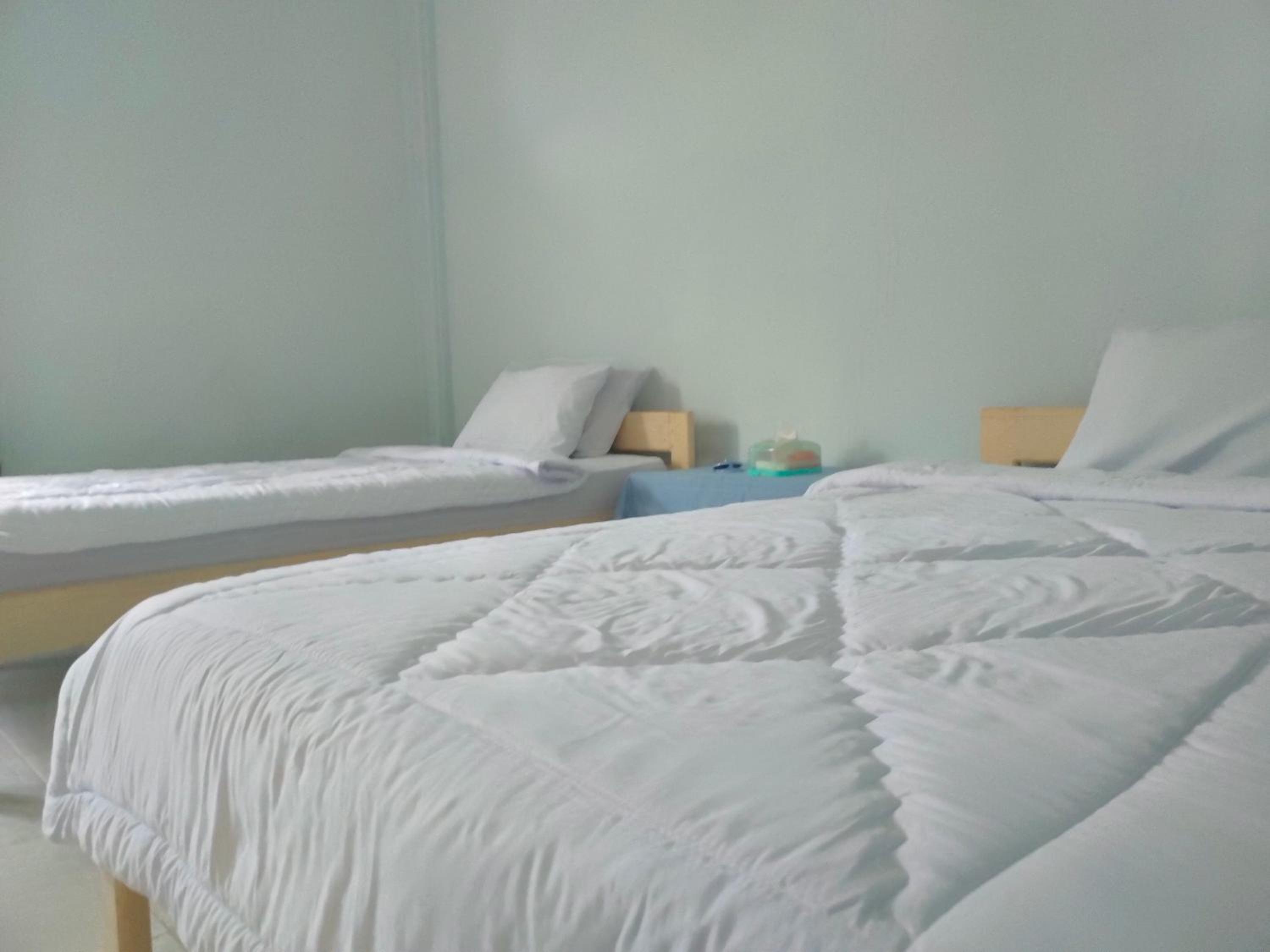 Twin Room With Private Bathroom photo 1