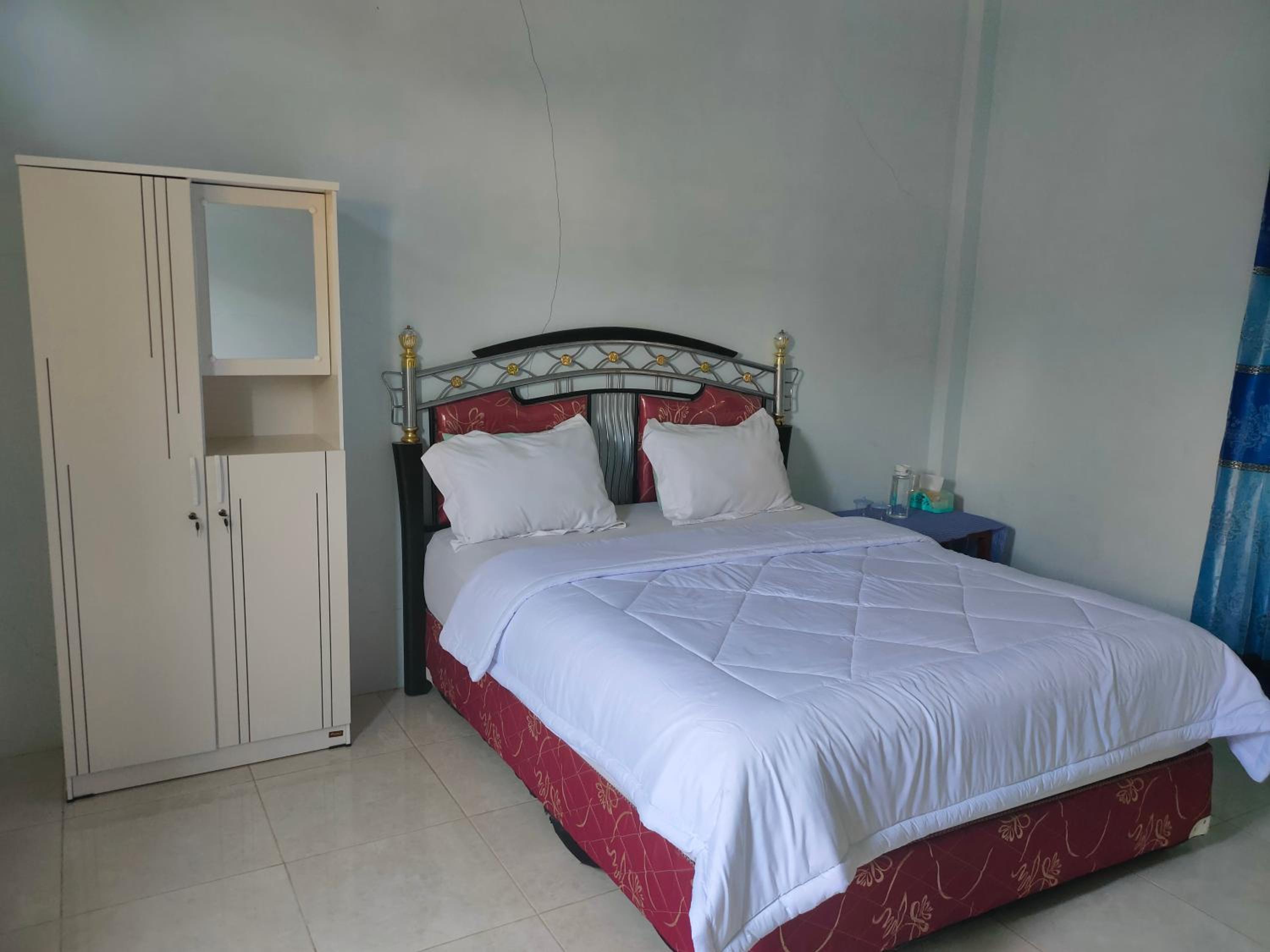 Double Room With Private Bathroom photo 2