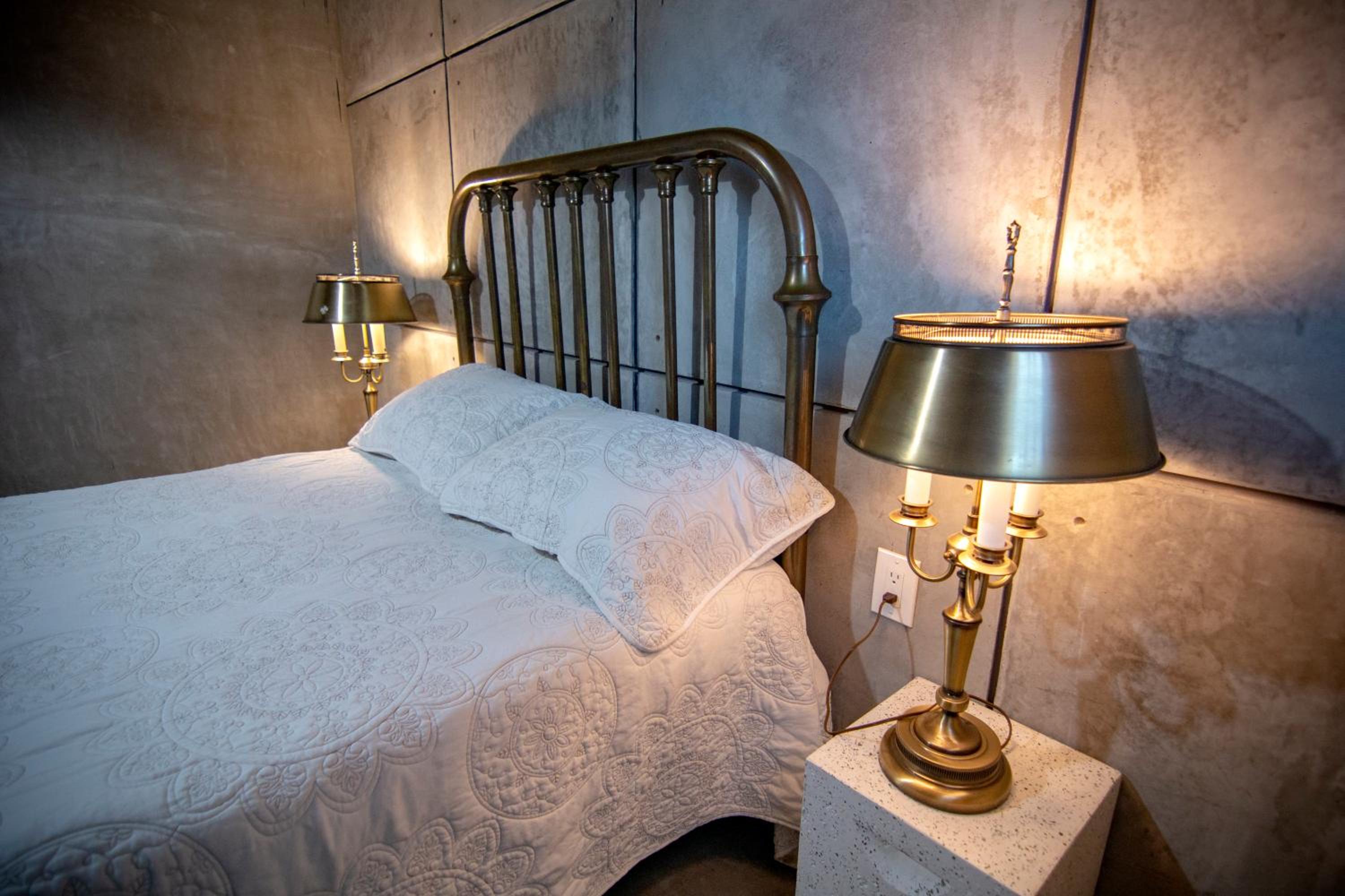Double Room - Photo 11
