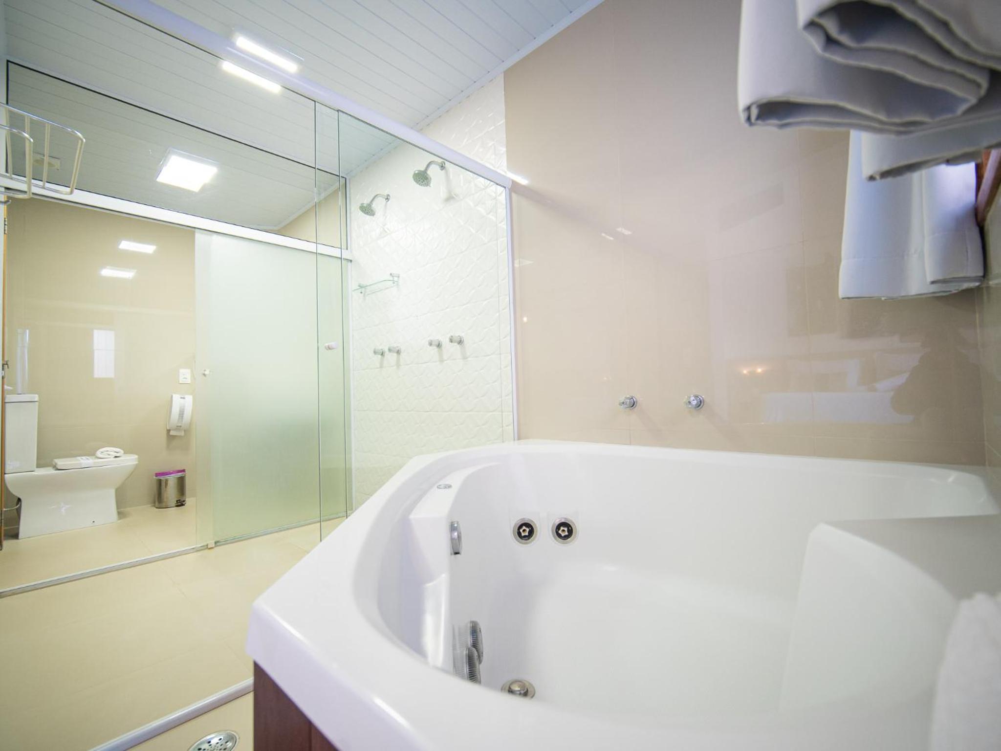 Exclusive Suite with Jacuzzi - Ground Floor photo 3