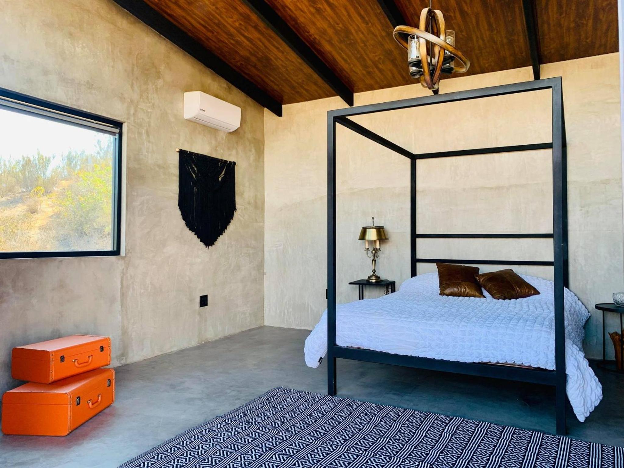 Double Room with Mountain View - Photo 10
