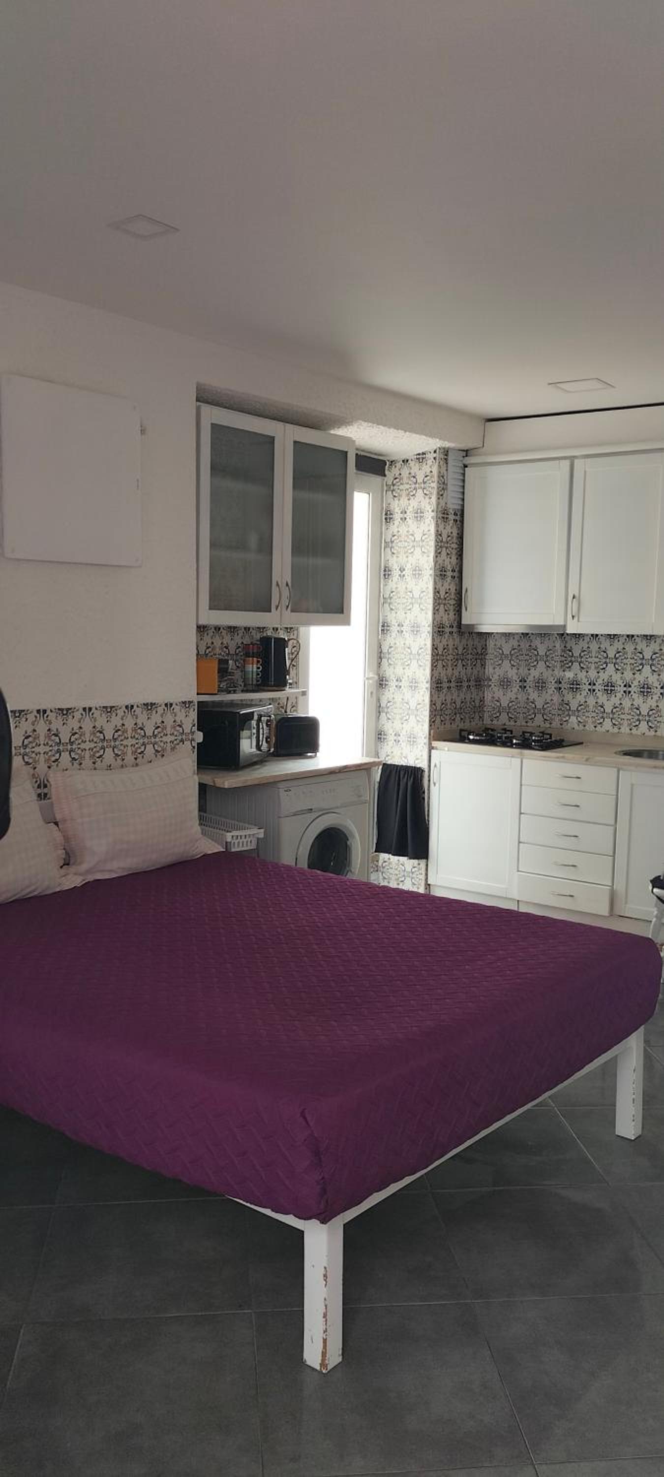 One-Bedroom House - Photo 35
