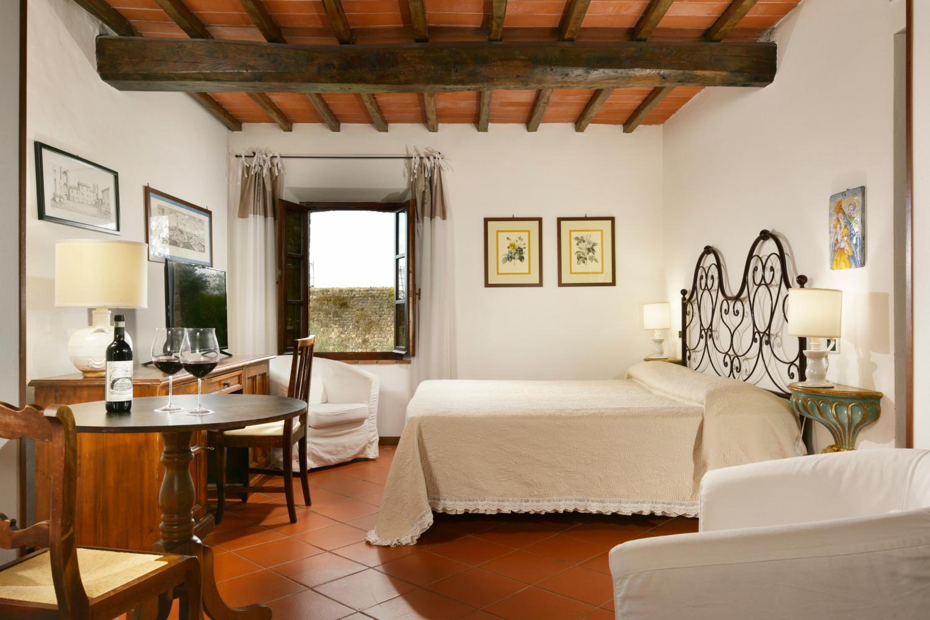 Deluxe Double or Twin Room - Photo 1