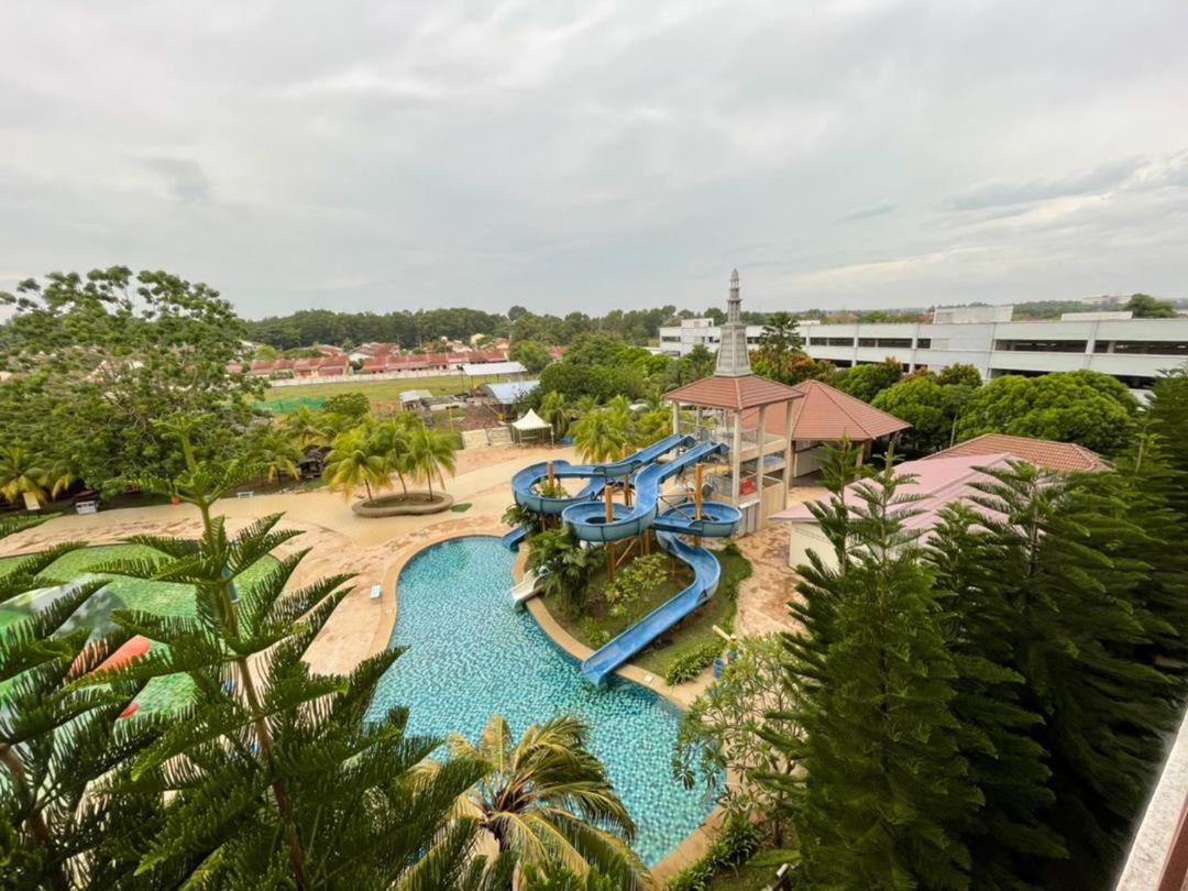 King Suite With Balcony photo 2