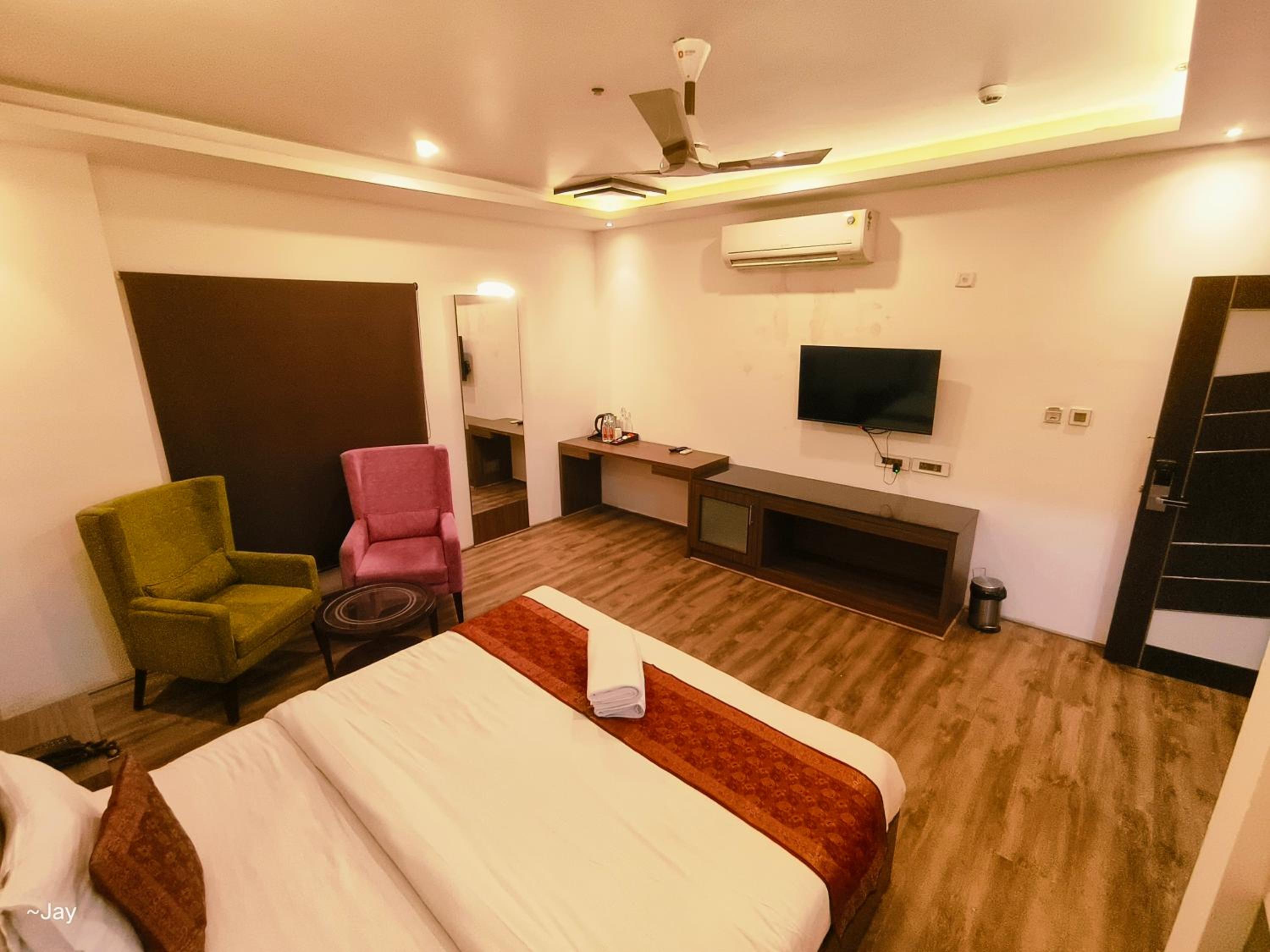 Superior Double Room - Photo 14