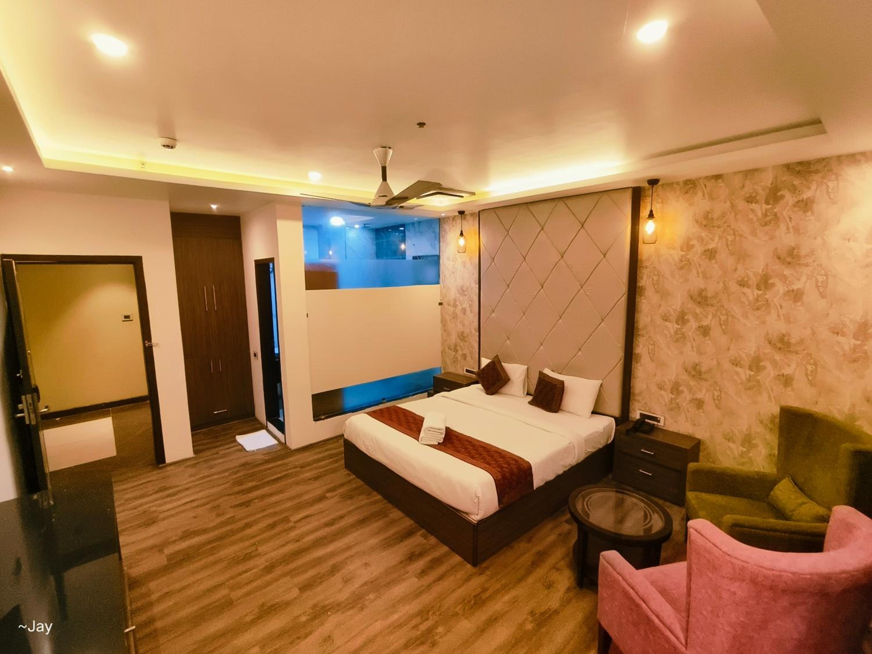 Superior Double Room - Photo 3