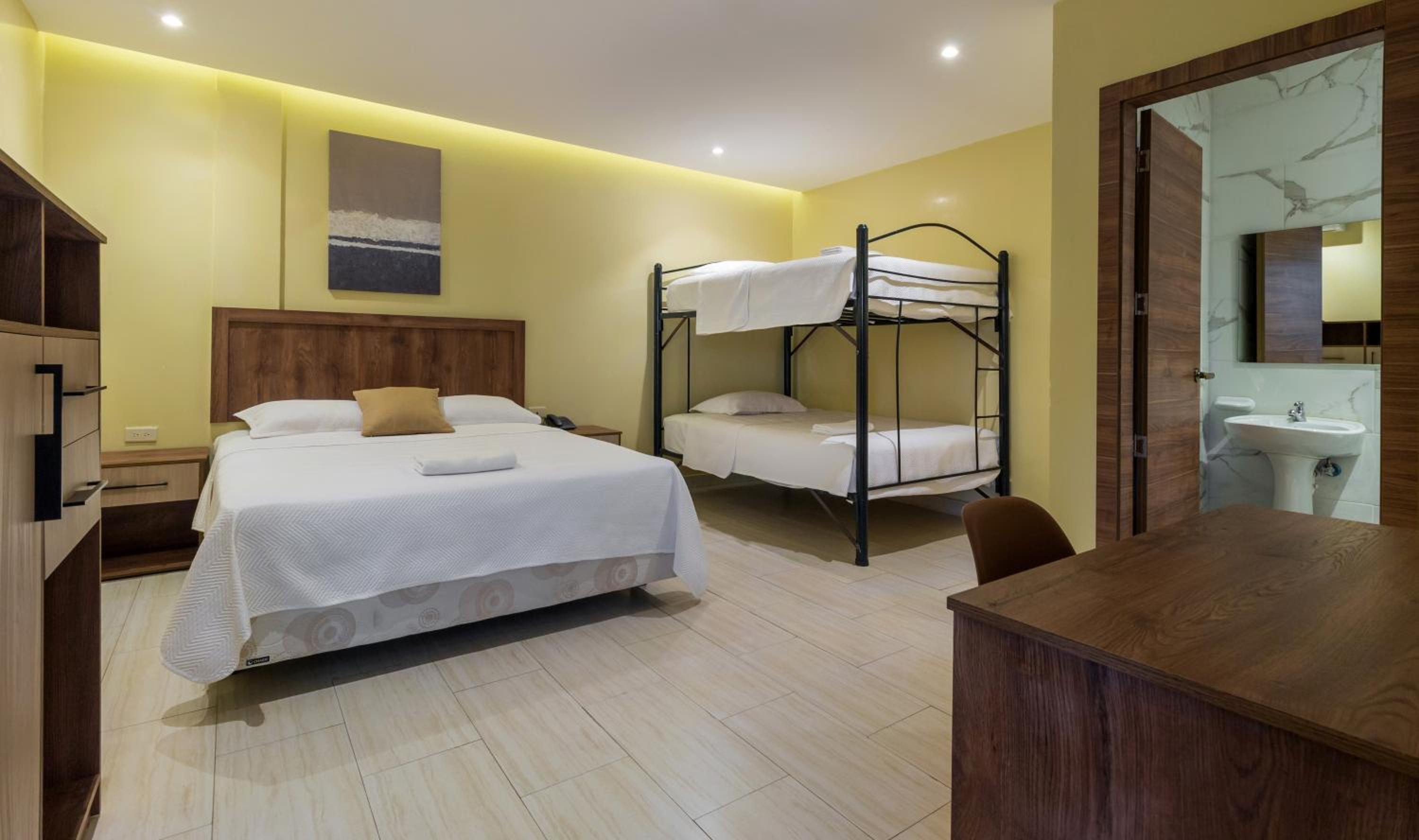 Triple Room photo 1