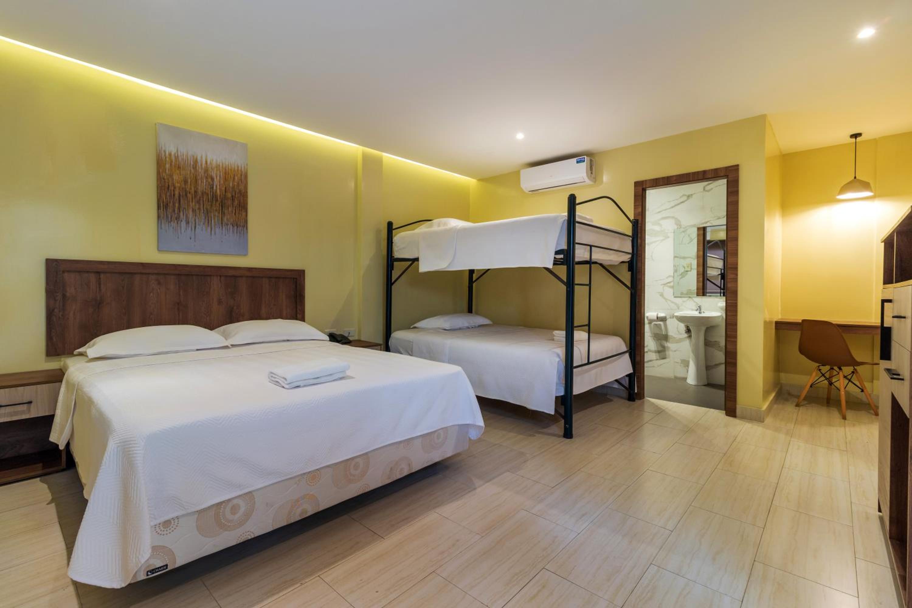 Triple Room photo 3
