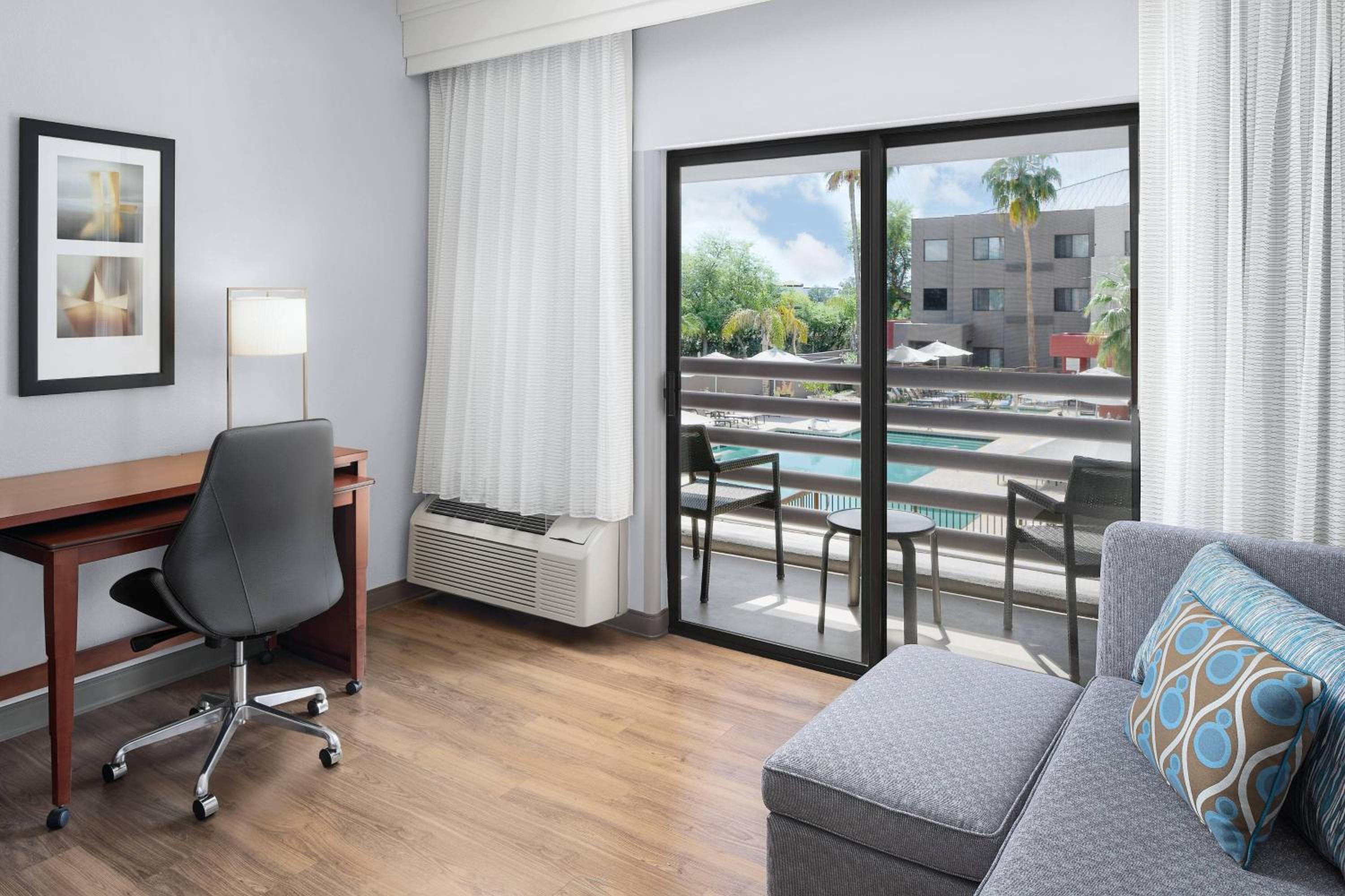 King Room with Pool View - Photo 1