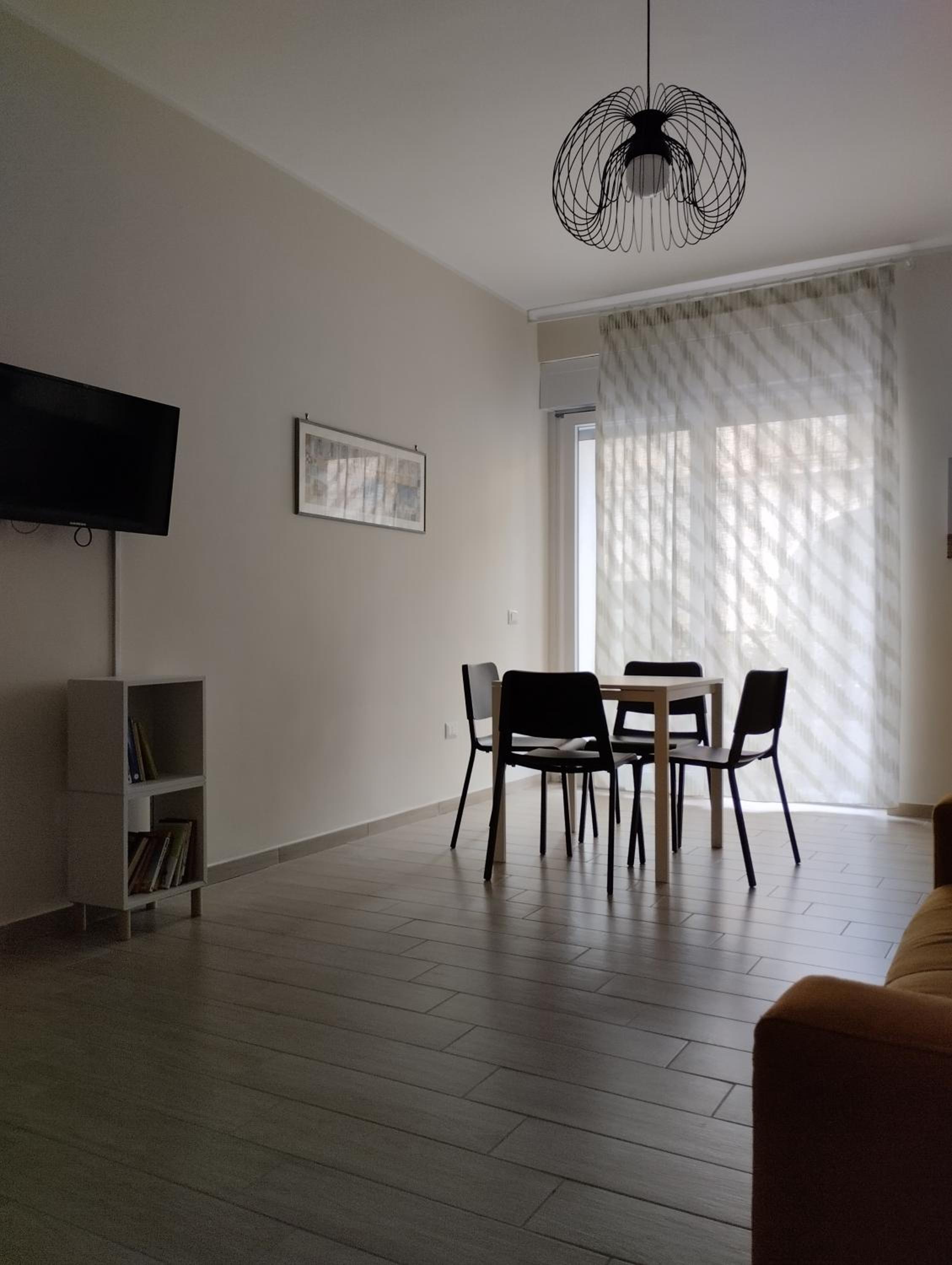 One-Bedroom Apartment photo 3