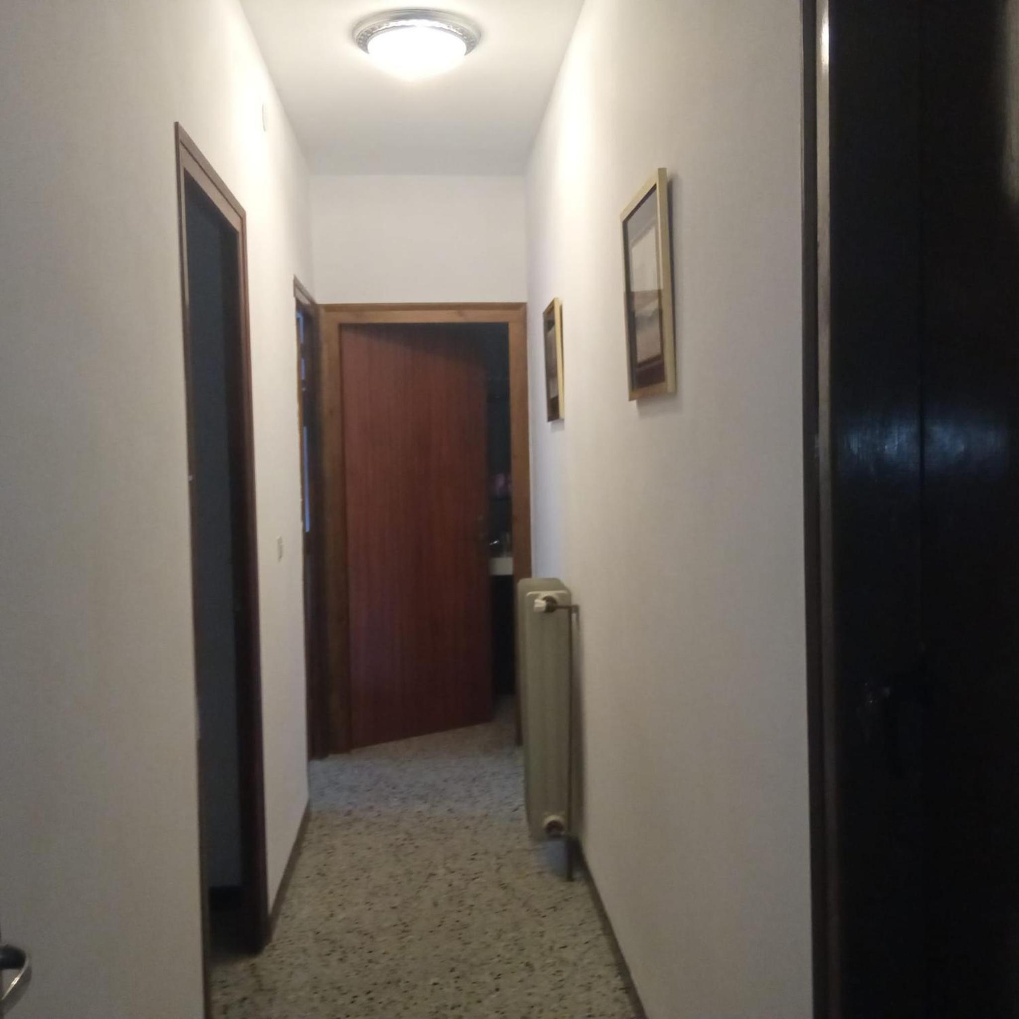 Casa de cuatro habitaciones