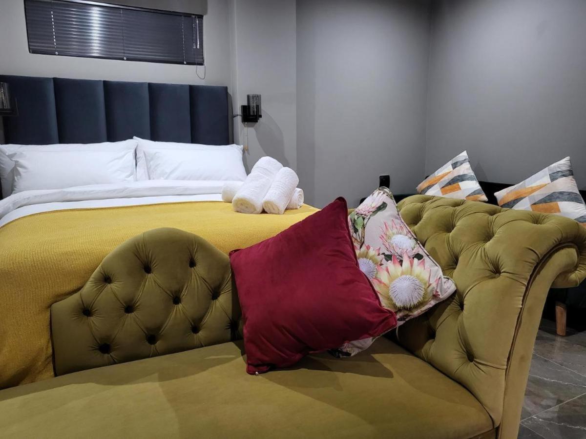 Double Room - Photo 9